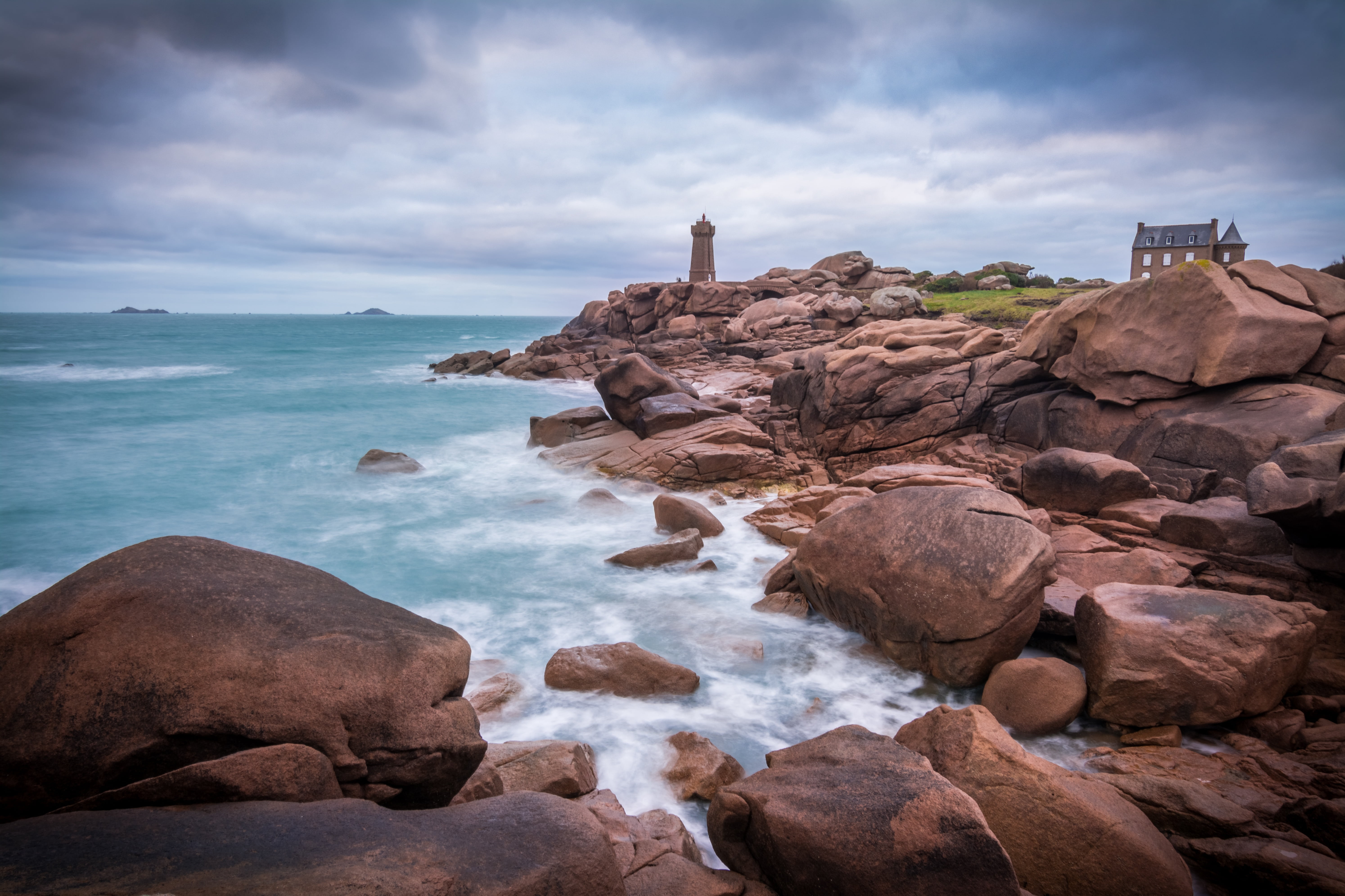 lighthouse, scenics - nature, coastal, sea, brown, sky, trip, seaside, atlantic, horizon over water, headlight, rocks, stone, perros-guirec, granite, cloudscape, HD Wallpaper