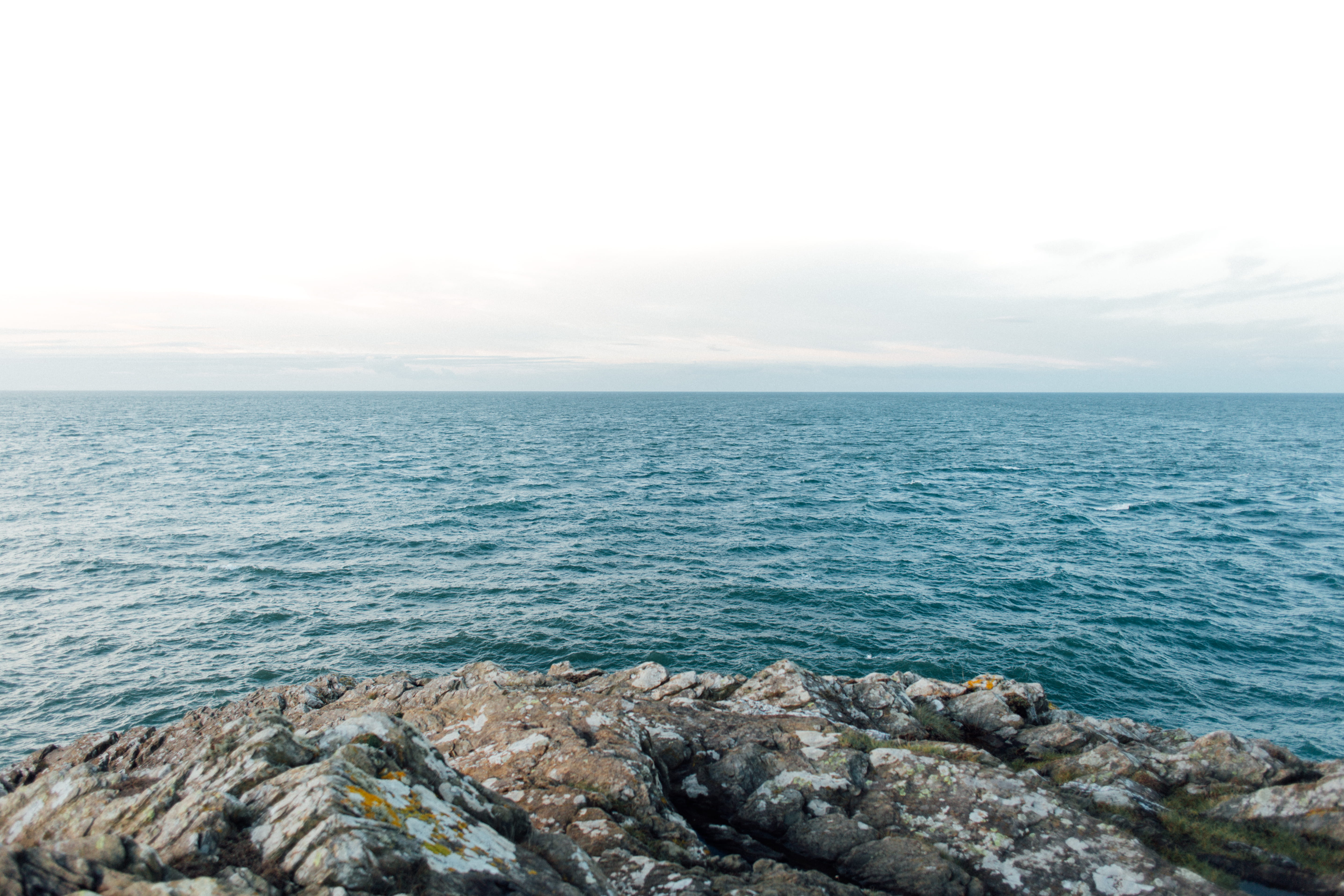 tranquil scene, cloud - sky, wales, horizon, nature, beauty in nature, travel, sky, rocky coastline, idyllic, beach, united kingdom, rocks, non-urban scene, HD Wallpaper