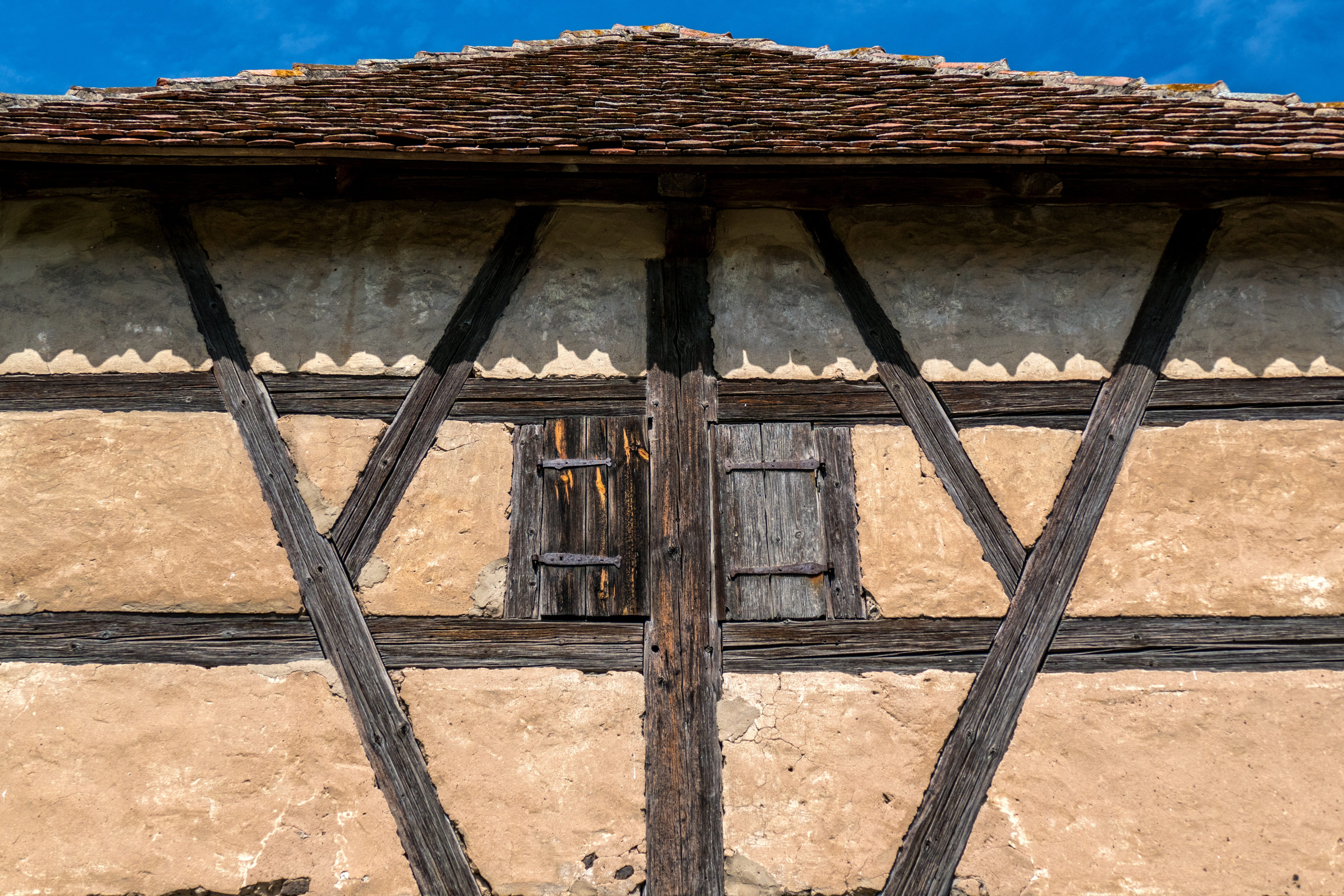 house, pattern, 5K, building exterior, architecture, culture, history, nostalgic, historically, nature, outdoors, roof tile, building, Open Air Museum, HD Wallpaper