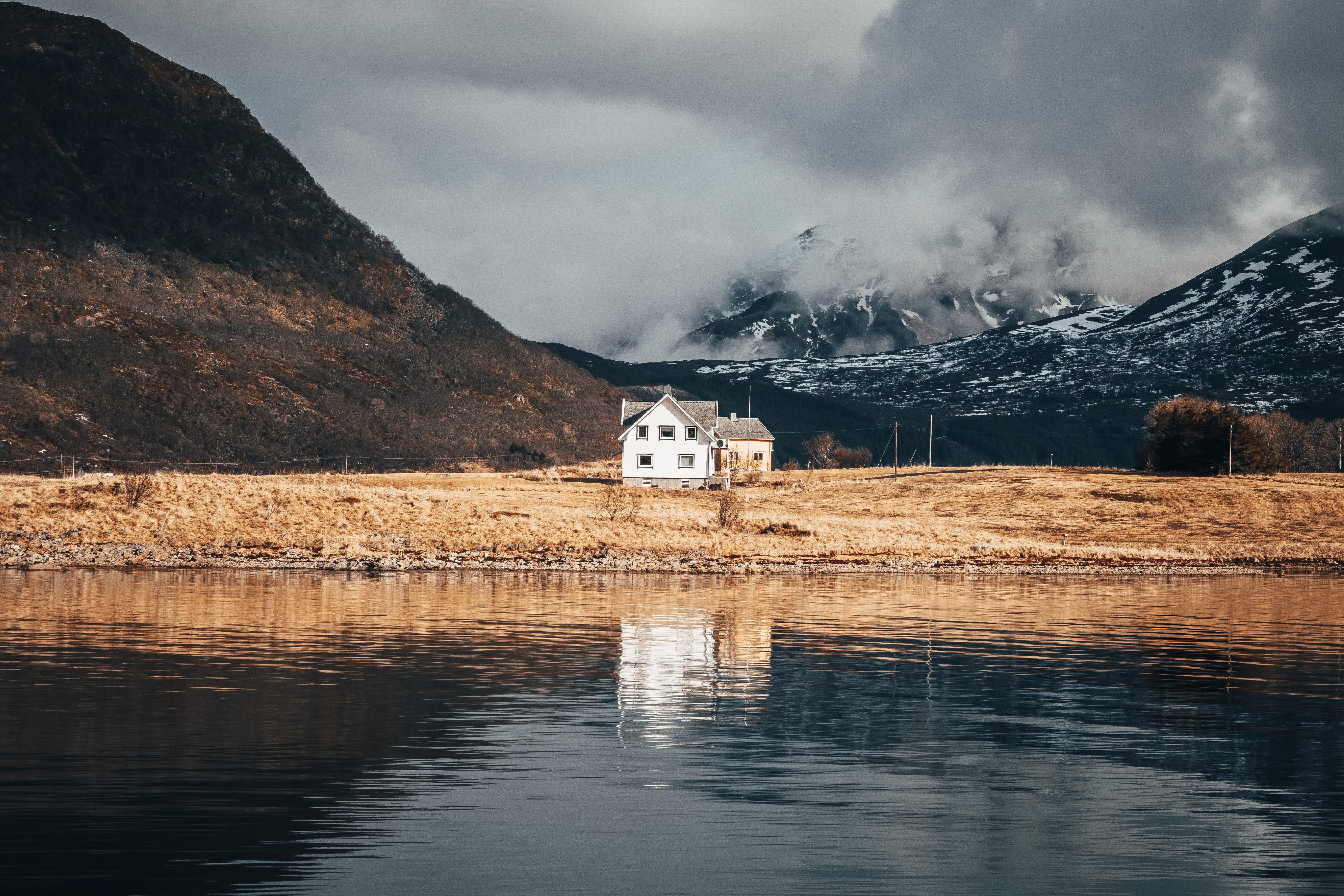 ice, explore, house, mountain, sunbeam, scenics - nature, beauty in nature, glassy, outdoors, cloud, white, water, near, cold temperature, fjord, sunlight, HD Wallpaper