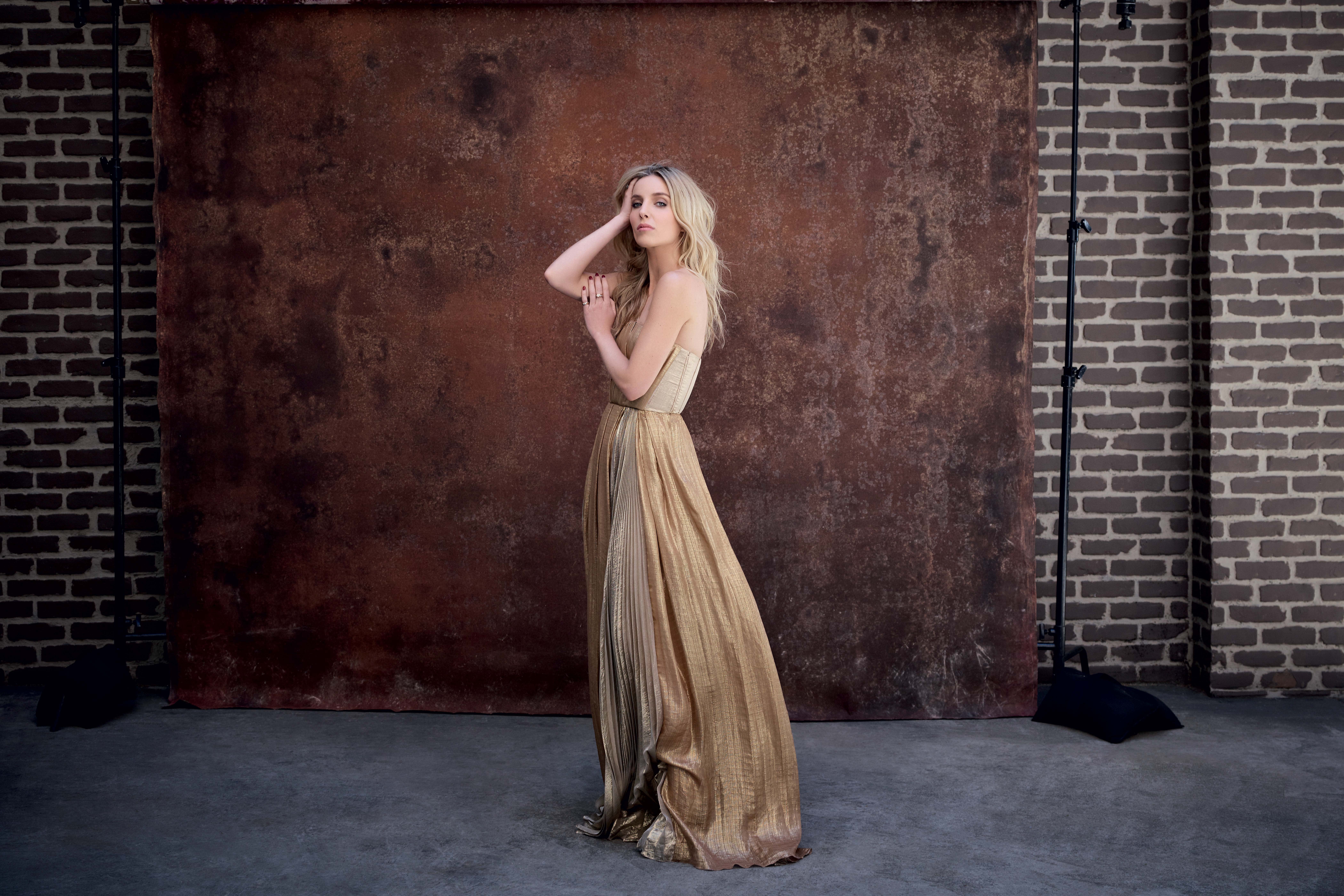 Annabelle Wallis, 8K, Actresses, HD Wallpaper