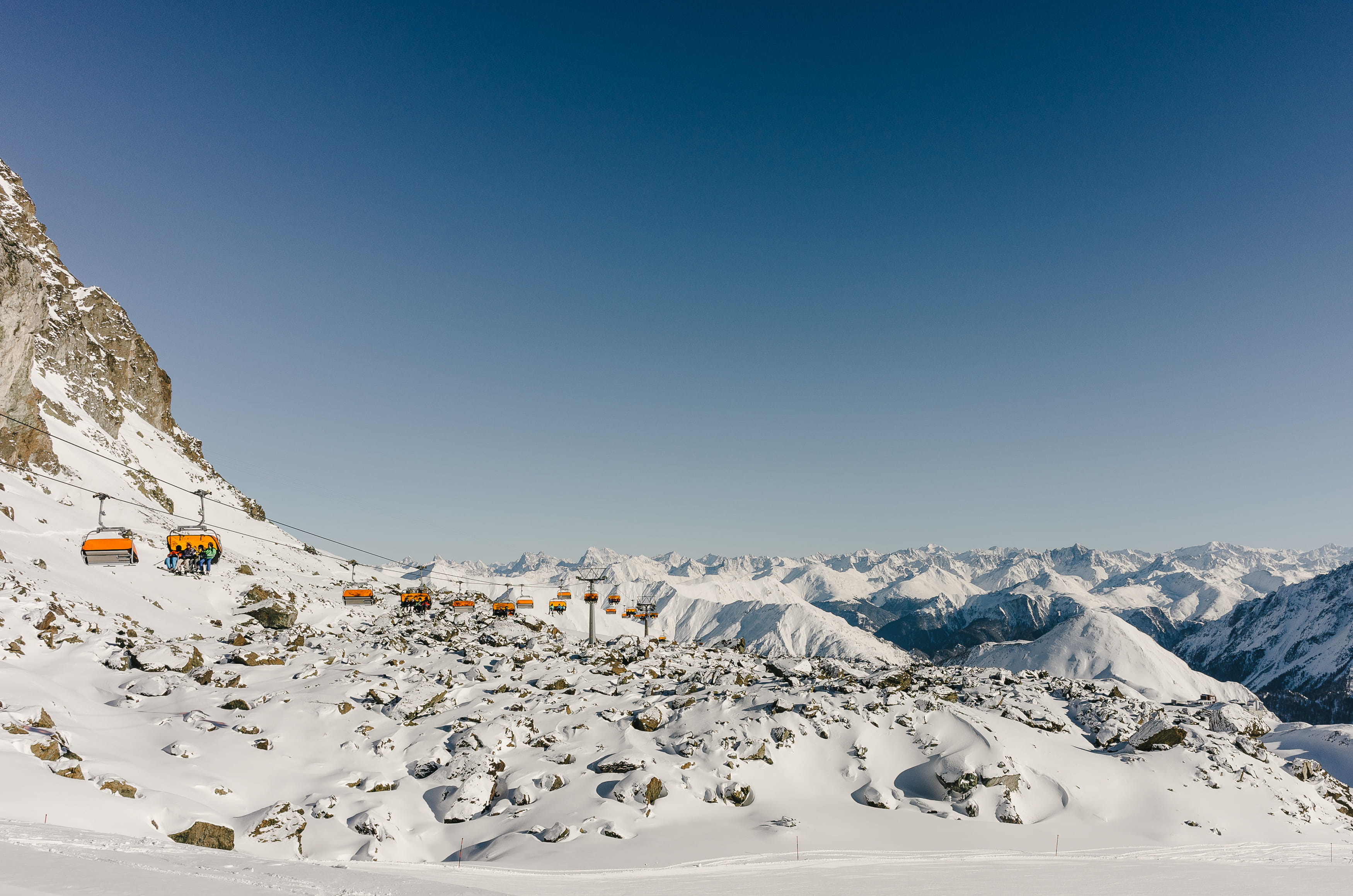 nature, snow, tourism, chair, peak, mountain peak, snowcapped mountain, mountain range, trip, outdoor, sunny, resort, day, europe, mountains, rock, top, HD Wallpaper