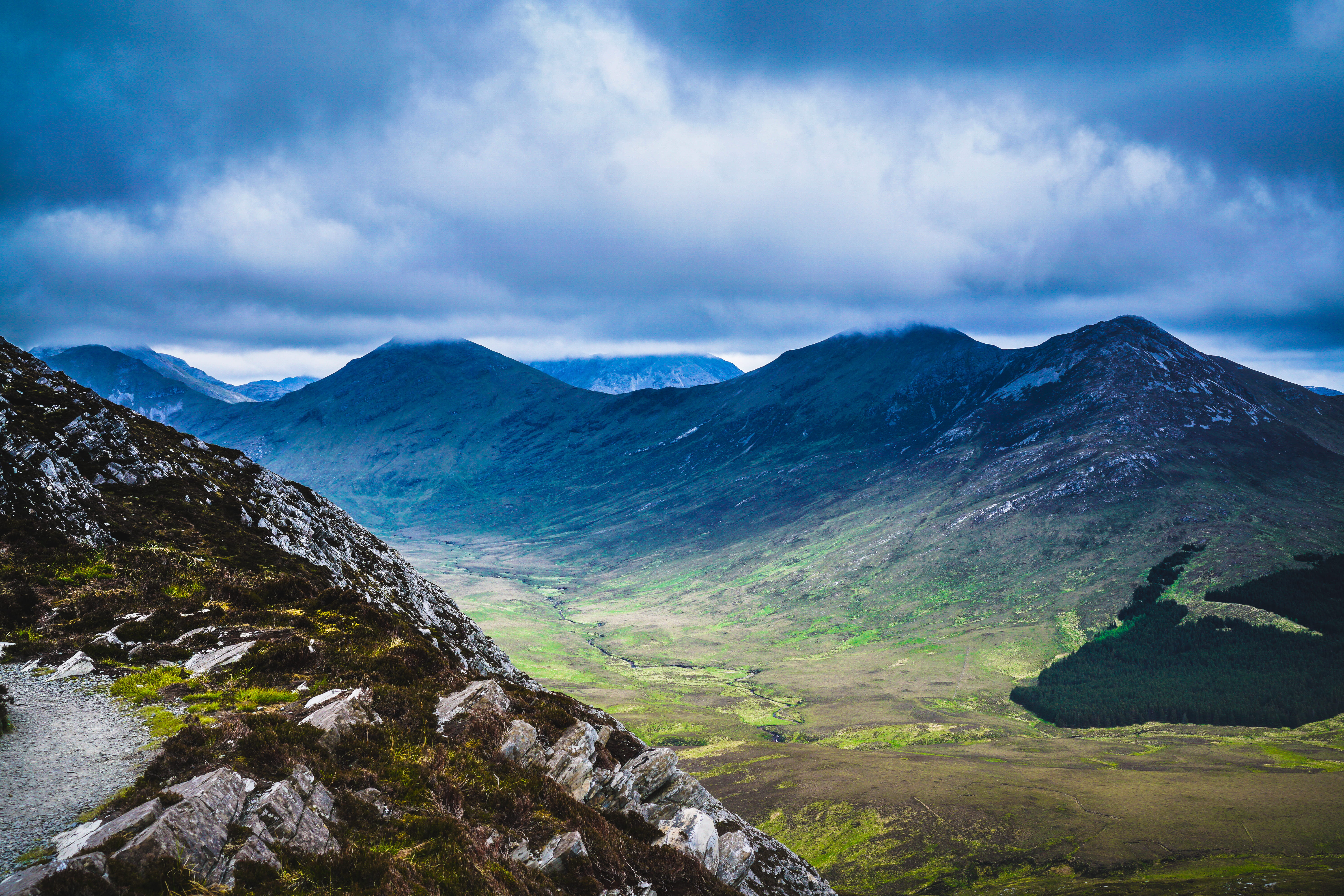 tranquility, green, mountain peak, cloud - sky, rock, black, rocky, shadow, terrain, storm, environment, ireland, stormy, day, land, nature, tranquil scene, HD Wallpaper