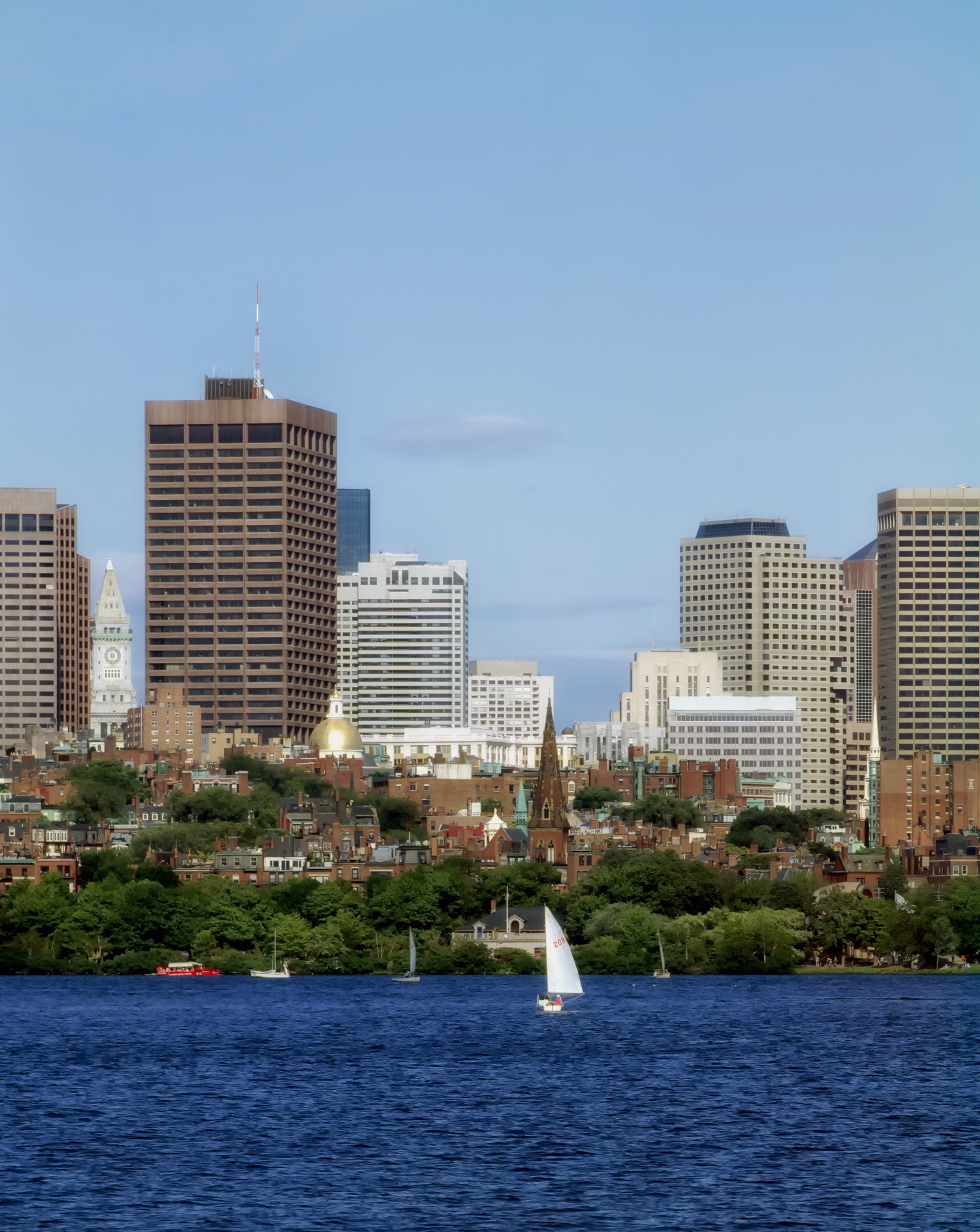 no people, urban skyline, building, sea, boston, harbor, place, shoreline, outside, urban, city, modern, architecture, nature, built structure, water, cityscape, Phone HD Wallpaper