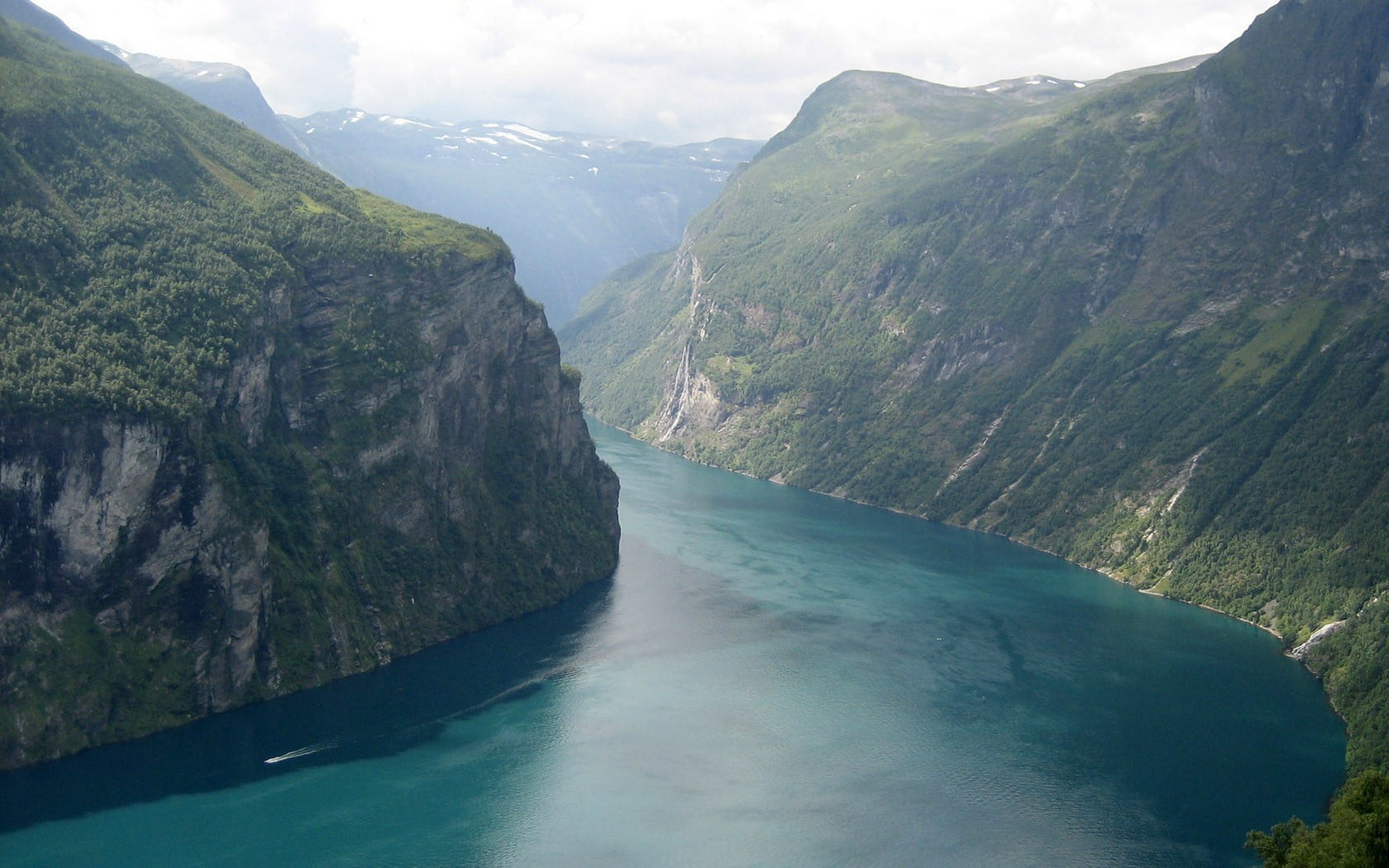 physical geography, no people, scenics - nature, Geirangerfjord, 720P, day, mountain, flowing water, high angle view, body, environment, power in nature, HD Wallpaper