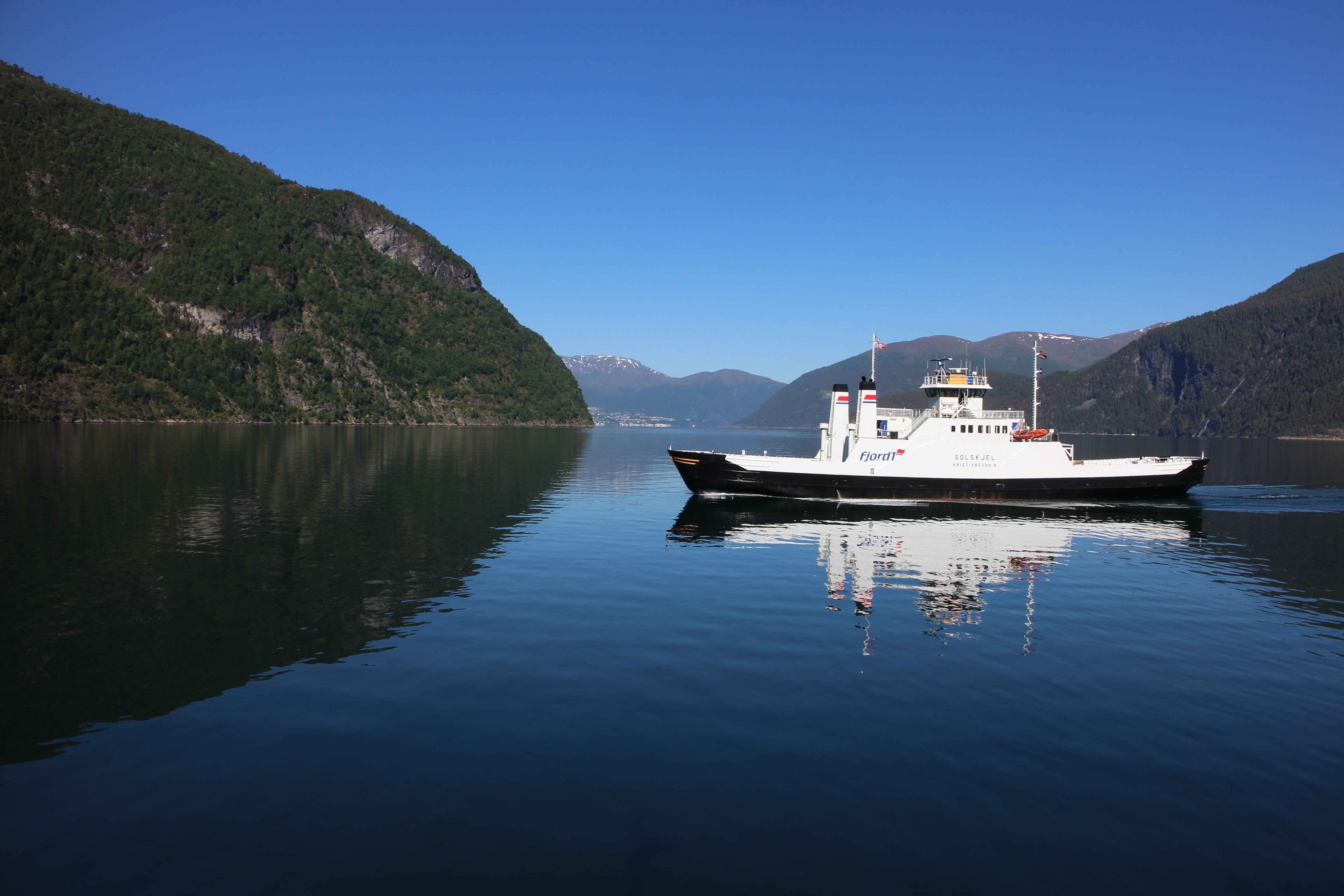 white, mountain, sea, sky, beauty in nature, luxury, water, Norway, boat, fjord, 5K, scenics - nature, reflection, tranquility, tranquil scene, nature, HD Wallpaper