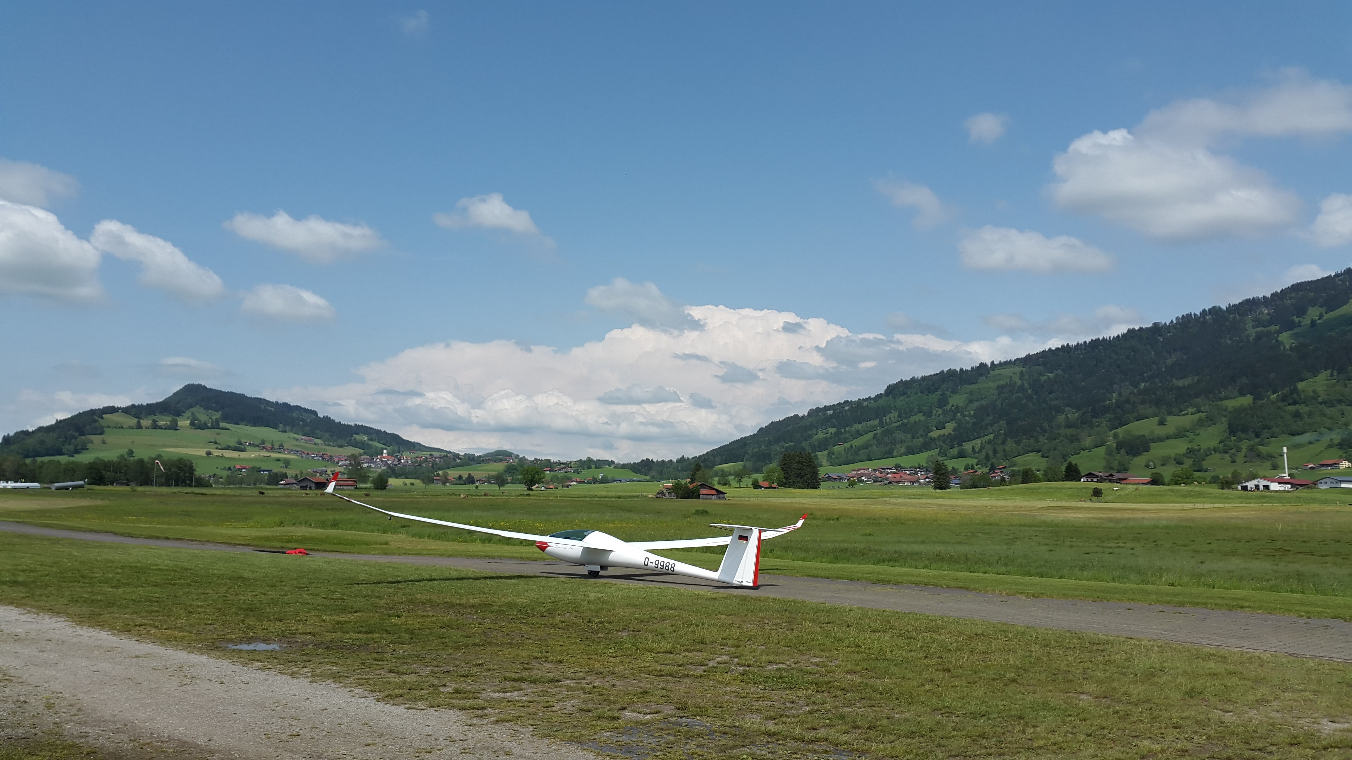gliding, aerospace industry, mode of transportation, scenics - nature, allgäu, day, air sports, runway, mountain range, travel destinations, germany, travel, HD Wallpaper