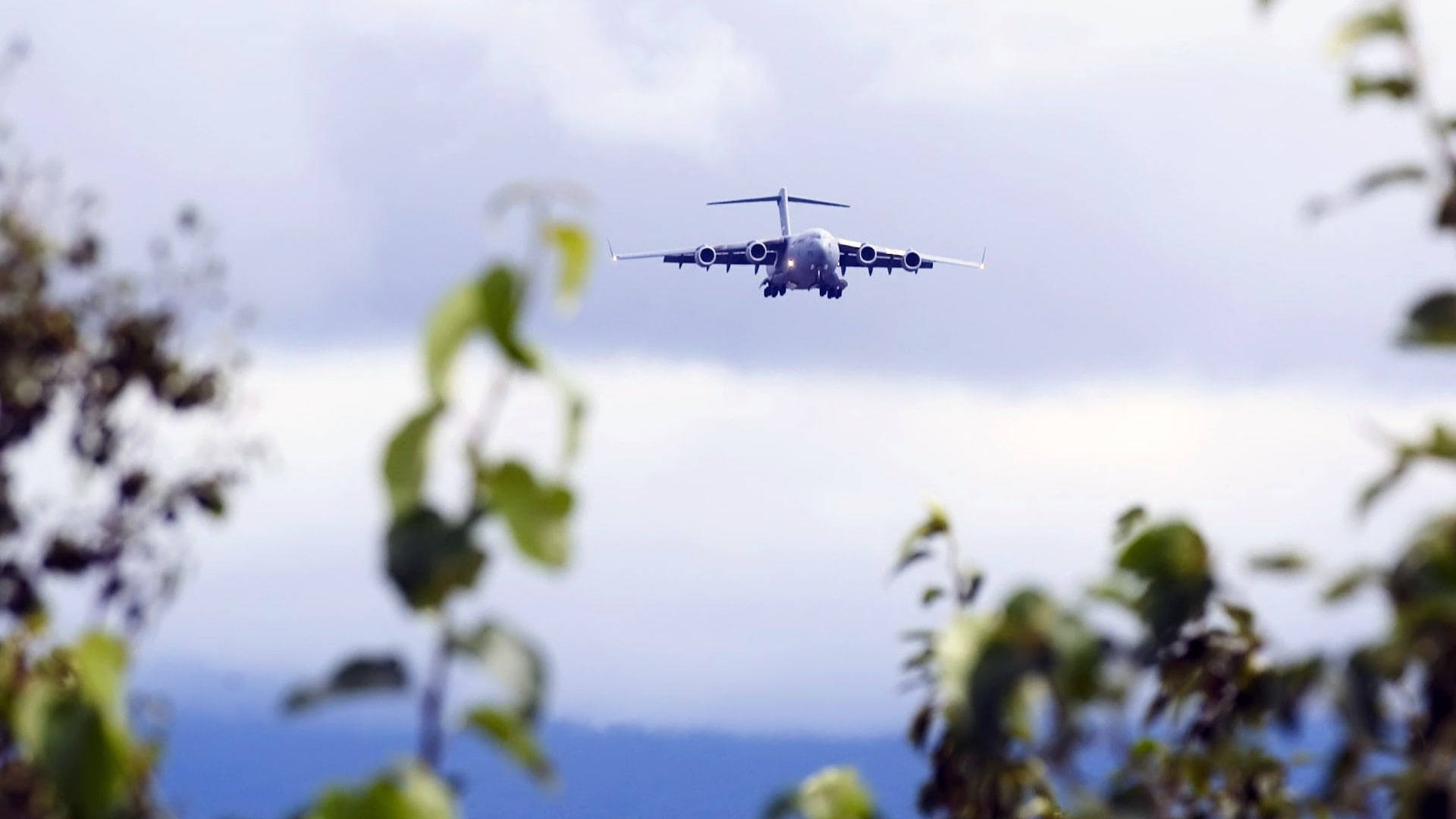motion, jets, drone, transportation, sky, camera - photographic equipment, outdoors, Boeing C-17 Globemaster III, technology, airplane, photography themes, HD Wallpaper