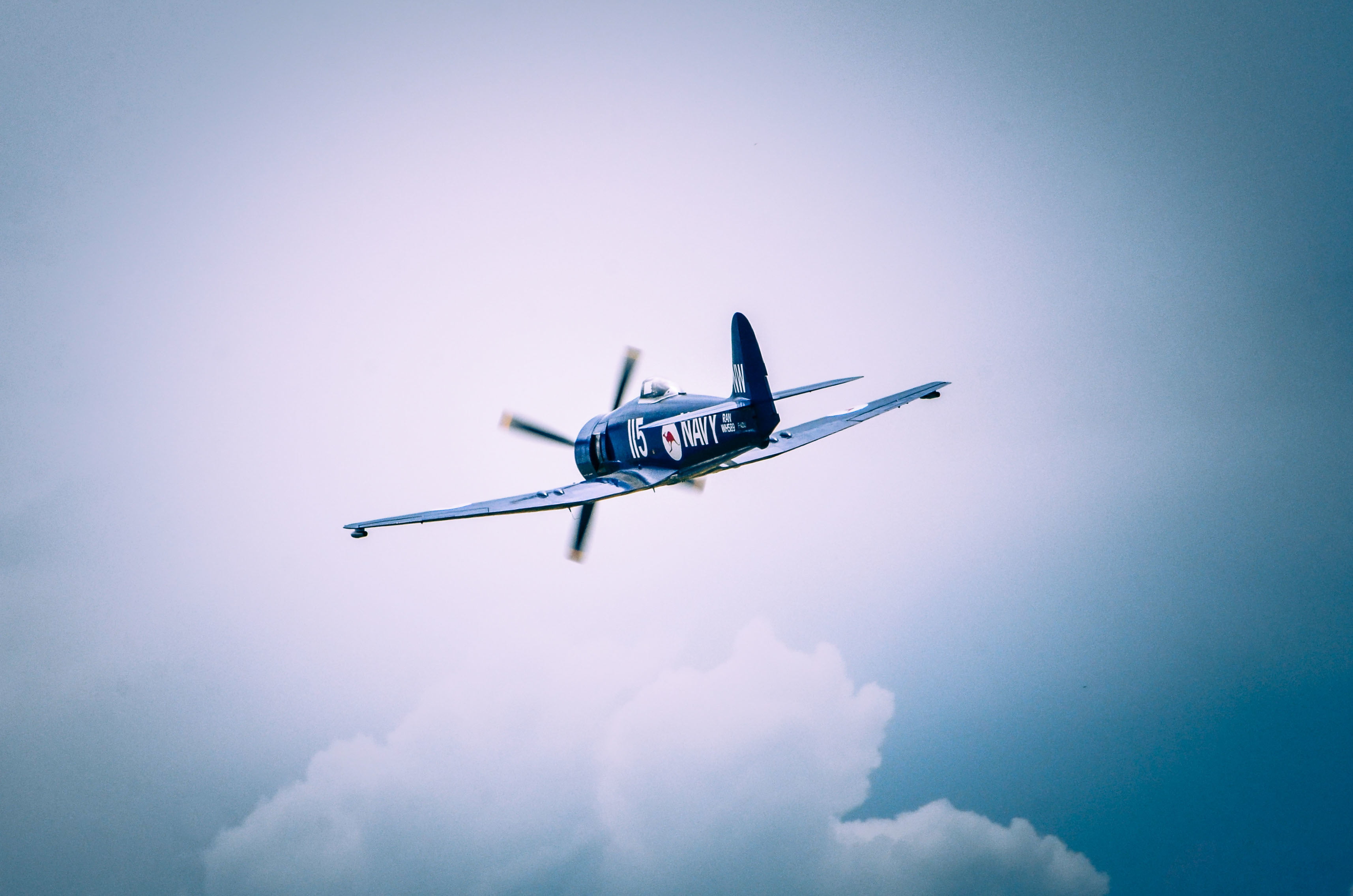 moving Down, sun, speed, motion, blue, commercial Airplane, air Vehicle, air, business, clouds, plane, aerial View, mode of Transport, airport, landing - Touching Down, HD Wallpaper