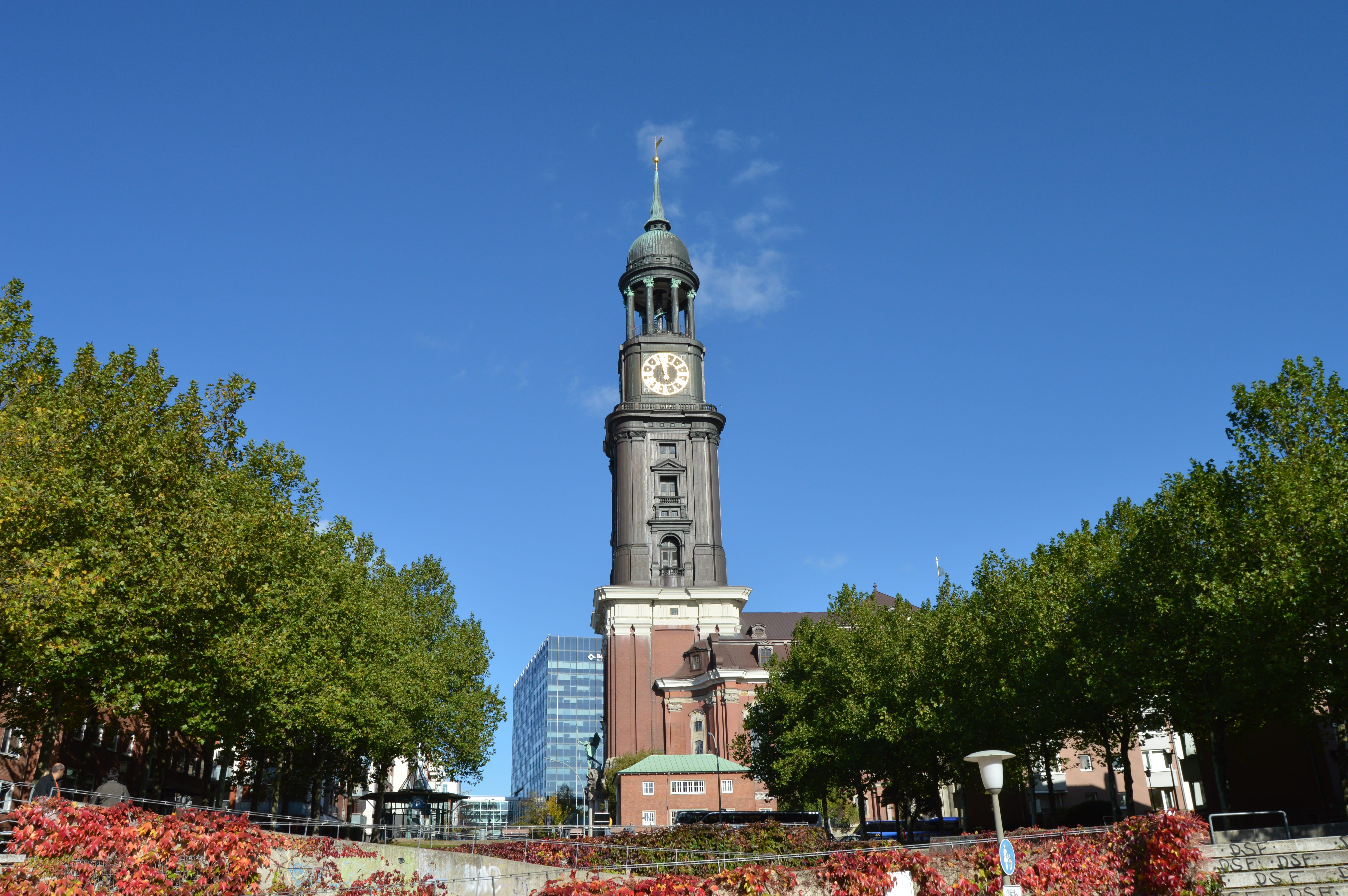 travel destinations, blue, nature, steeple, built structure, spire, 5K, building exterior, low angle view, architecture, travel, landmark, plant, city, HD Wallpaper