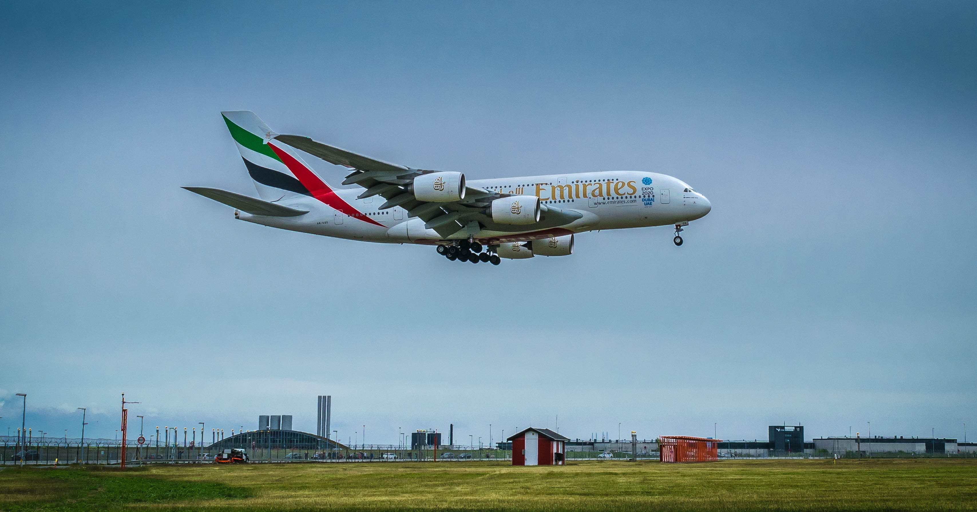aviation, holiday, architecture, tourism, flying, holidays, Fly, no people, airport, motion, taking off, passenger aircraft, airplane, Airbus, sunny, aerospace industry, HD Wallpaper