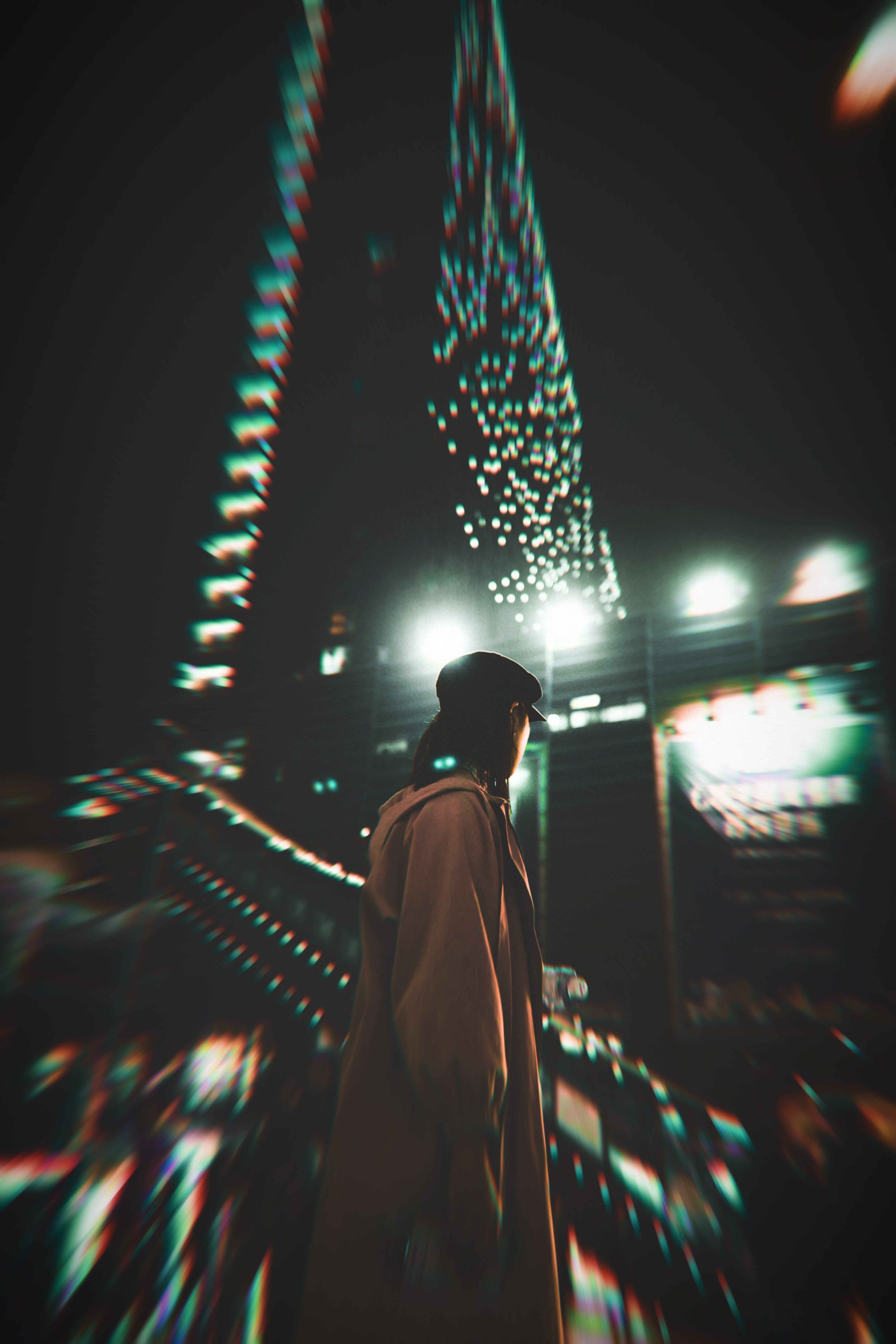 city, blur, one person, motion, focus, urban, three quarter length, standing, lights, near, blurred background, fashion, dark, evening, modern, night, 5K, Phone HD Wallpaper