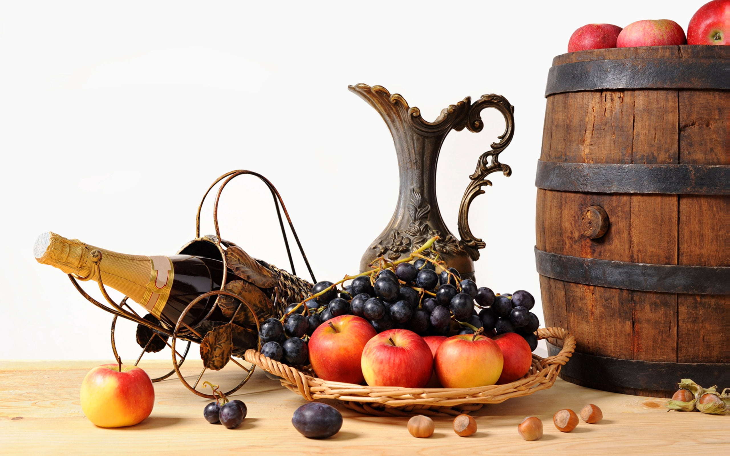 wood - Material, indoors, red, apple, bottle, agriculture, no people, white background, food, autumn, arrangement, cellar, 2K, alcohol, nature, grape, HD Wallpaper