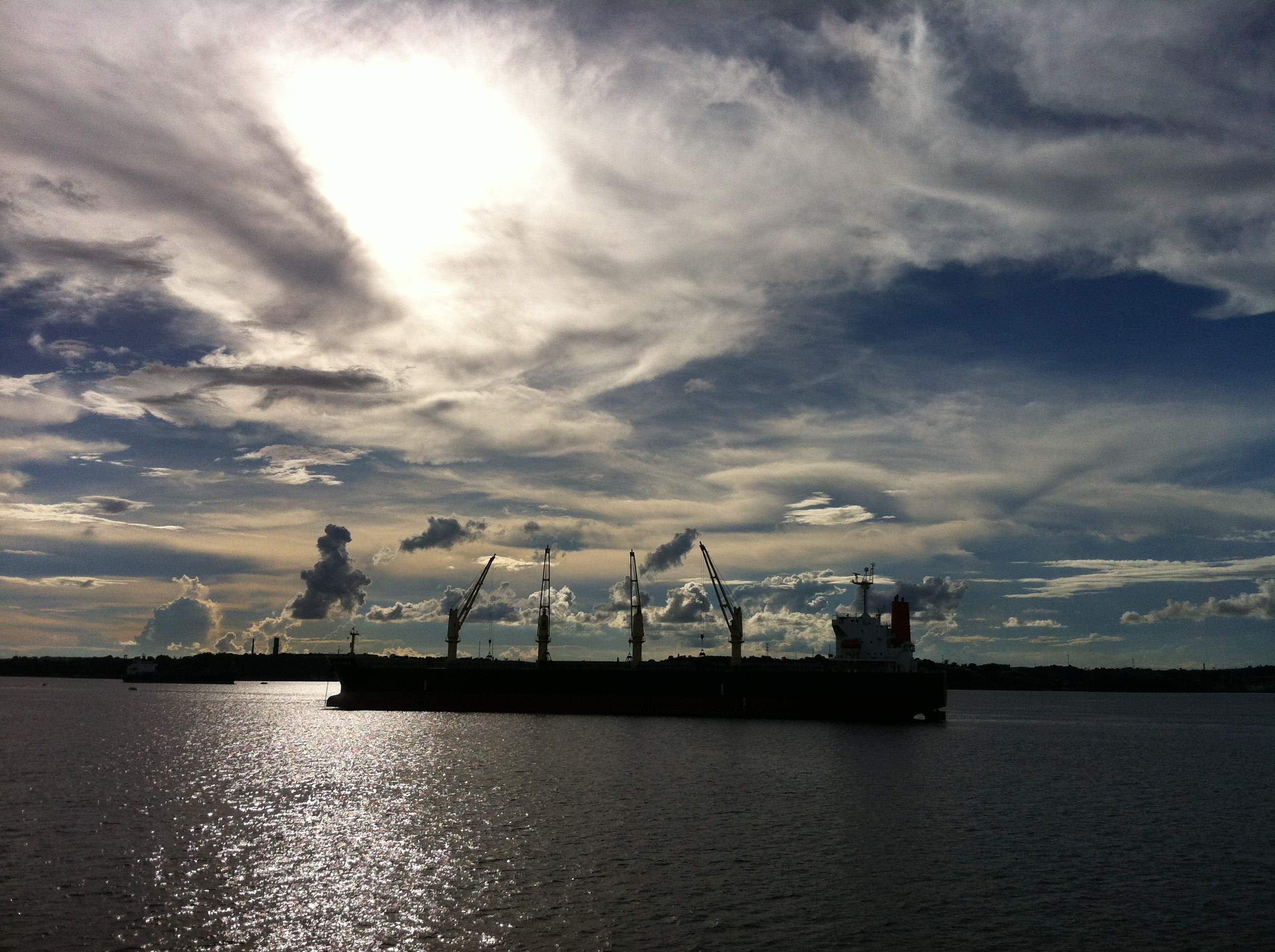 construction equipment, rio solimões v, cloud - Sky, outdoors, Amazonas, commercial Dock, harbor, container Ship, industry, cargo Container, sea, transportation, HD Wallpaper