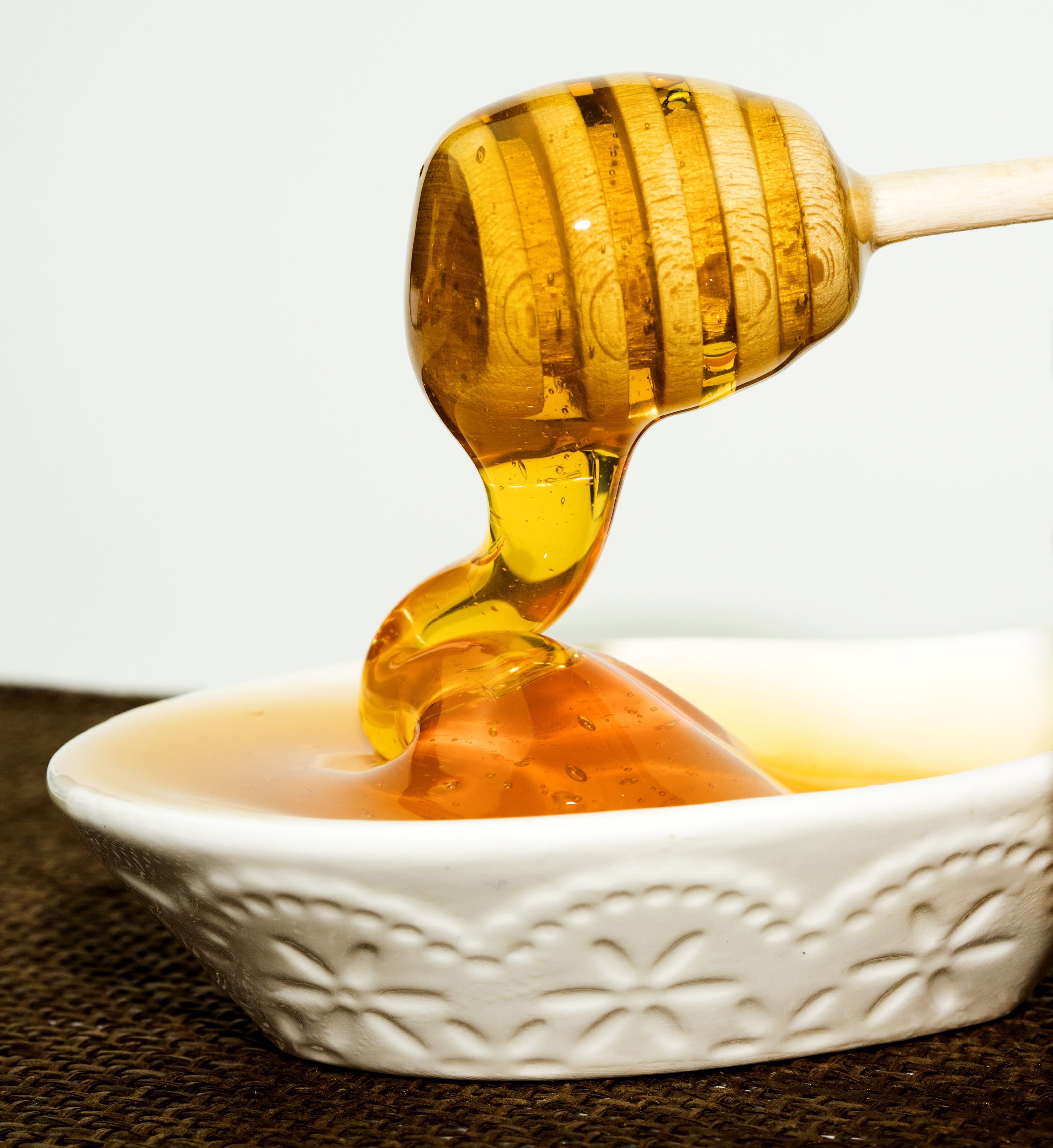 refreshment, freshness, focus on foreground, still life, pollen, indoors, cup, bowl, close-up, bees, studio shot, yellow, sweet food, nectar, motion, pouring, Phone HD Wallpaper