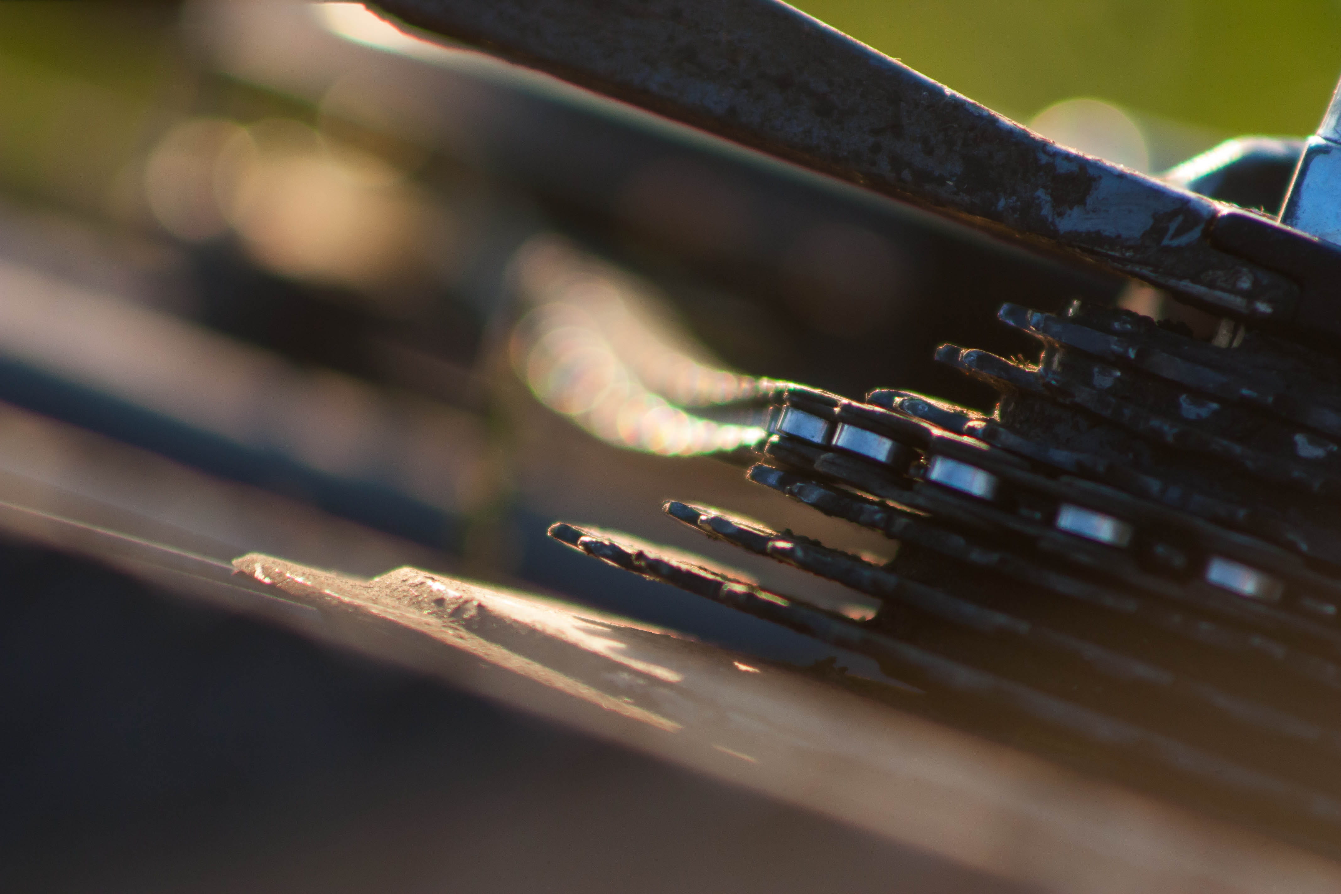 day, outdoors, mechanic, metal, string instrument, selective focus, musical instrument string, 4K, used, musical instrument, chain, arts culture and entertainment, HD Wallpaper