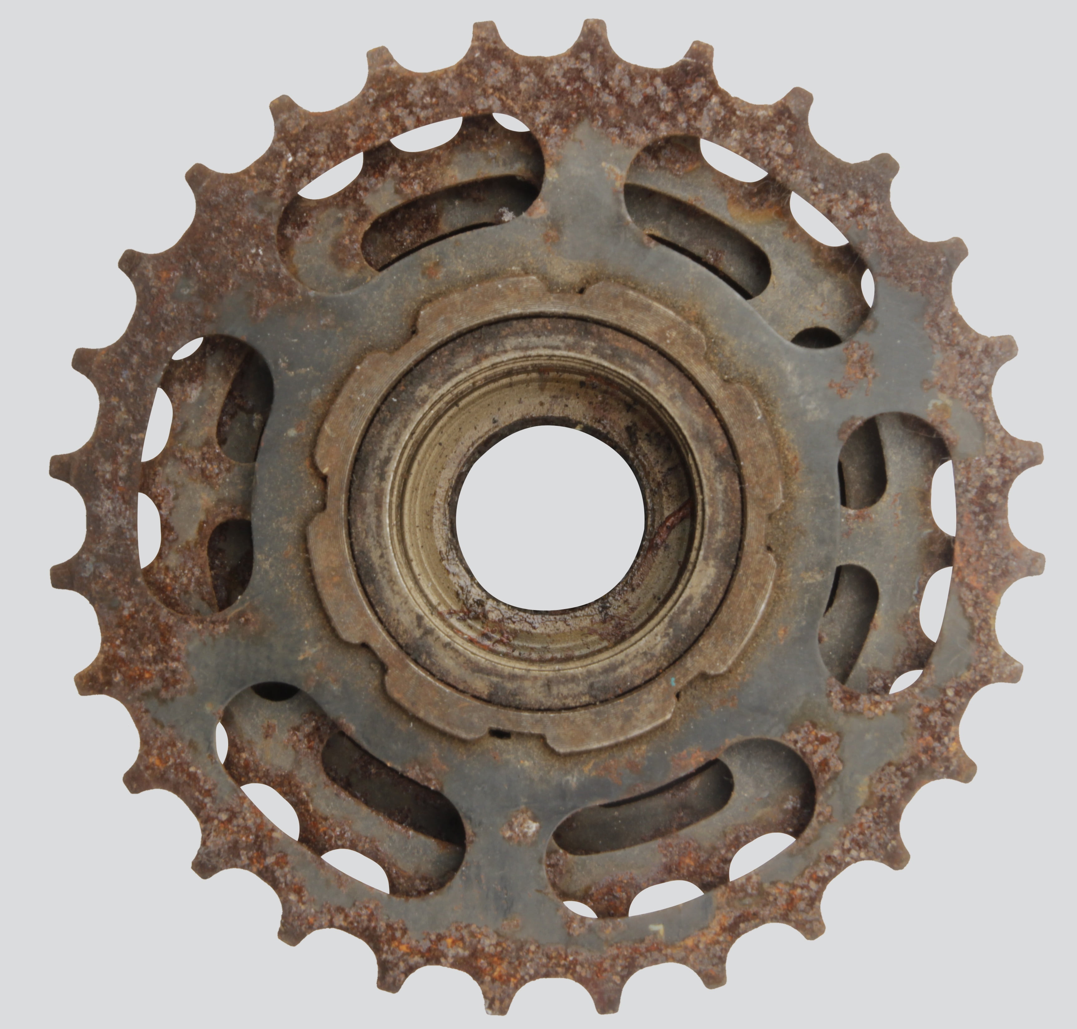 rust, rusted, metal, geometric shape, gray, machine Part, white background, indoors, steel, studio shot, close-up, cycle, nature, design, hole, bike, machinery, HD Wallpaper