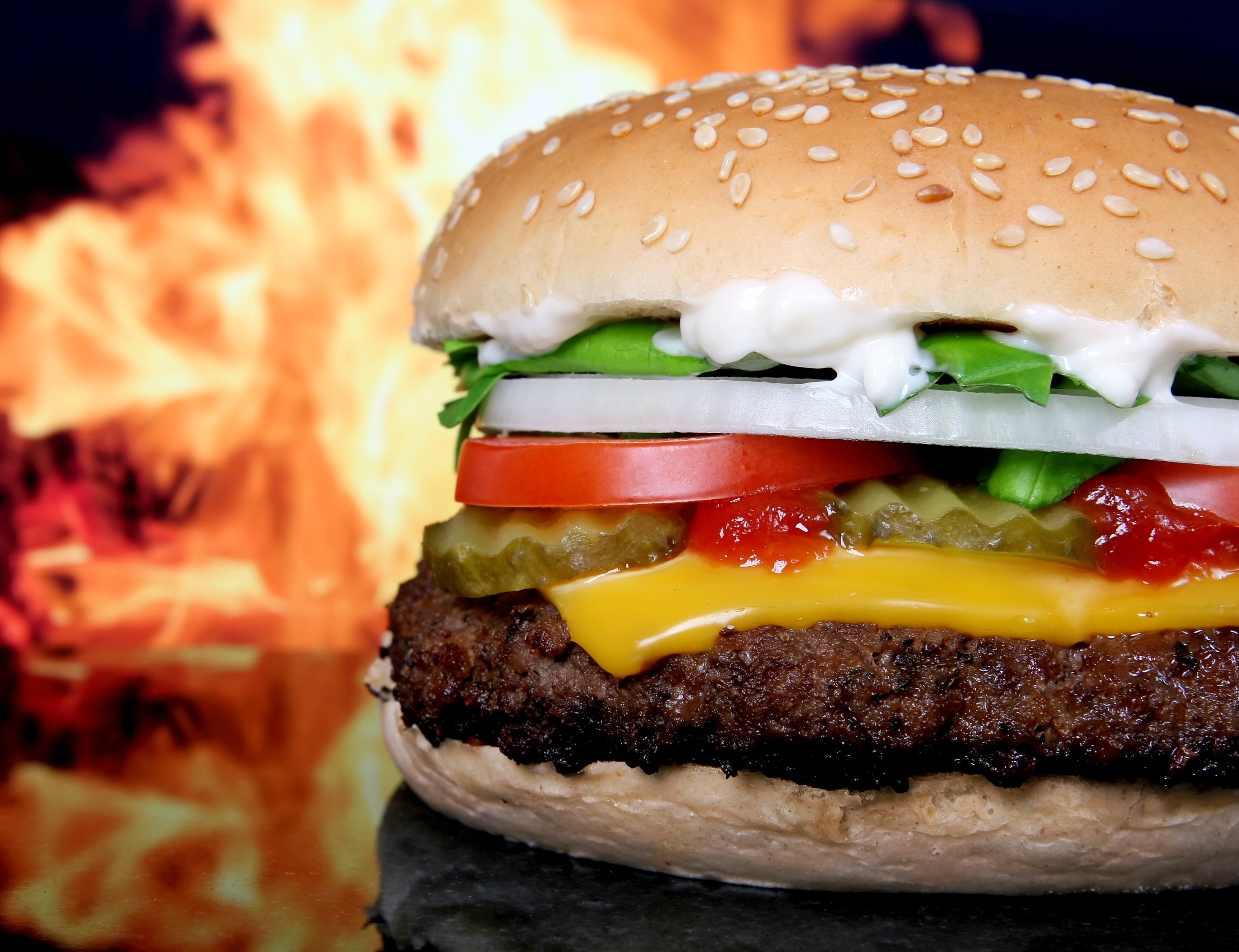 sandwich, unhealthy Eating, ketchup, fire, sesame, snack, hamburger, onion, lunch, large, salad, meal, barbecue, take Out Food, dish, 2K, tomato, dinner, HD Wallpaper