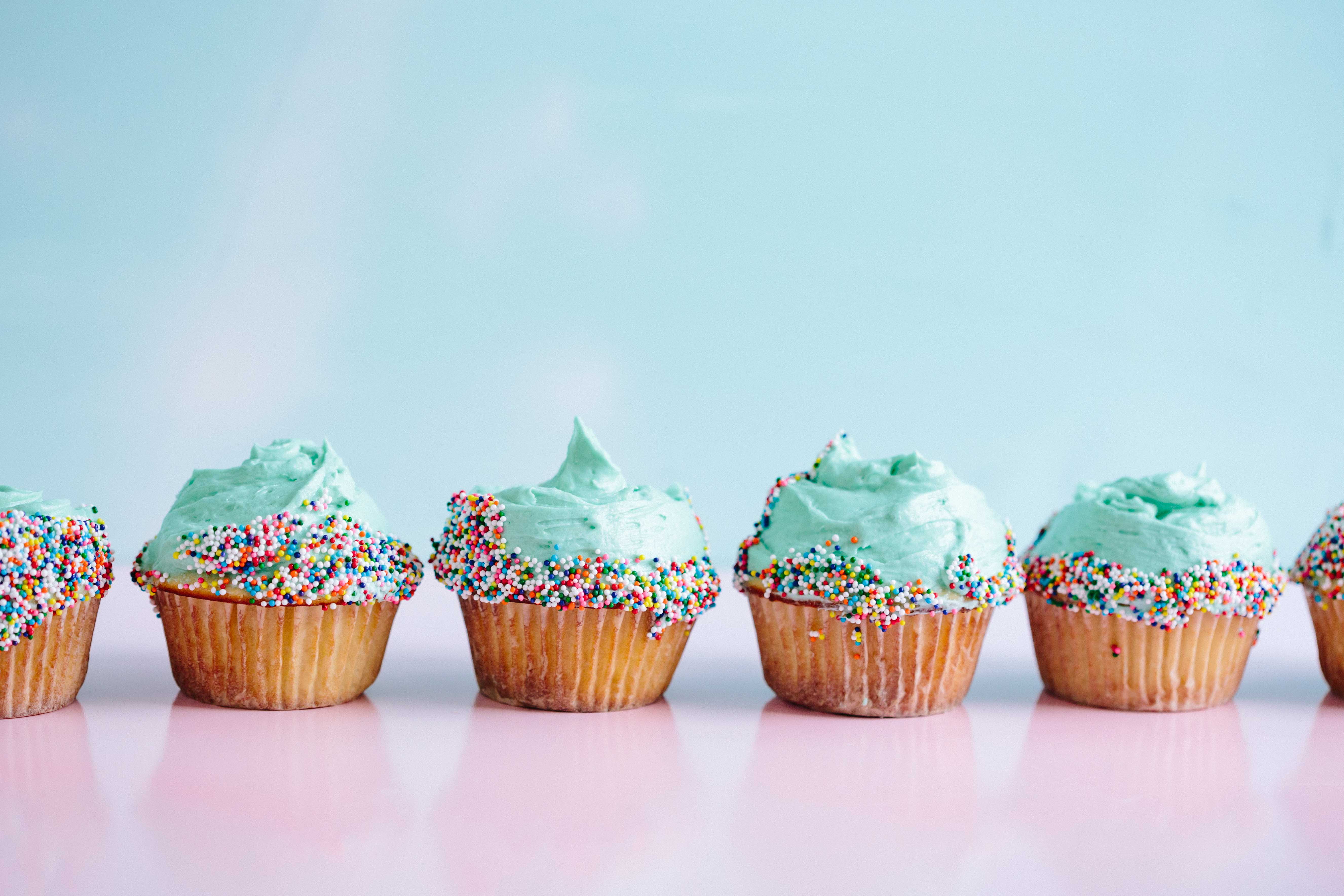 six, food and drink, food, baked, still life, 5K, color Image, snack, cakecase, blue, celebration, sprinkles, multi Colored, Cupcake, pink Color, cupecake, HD Wallpaper