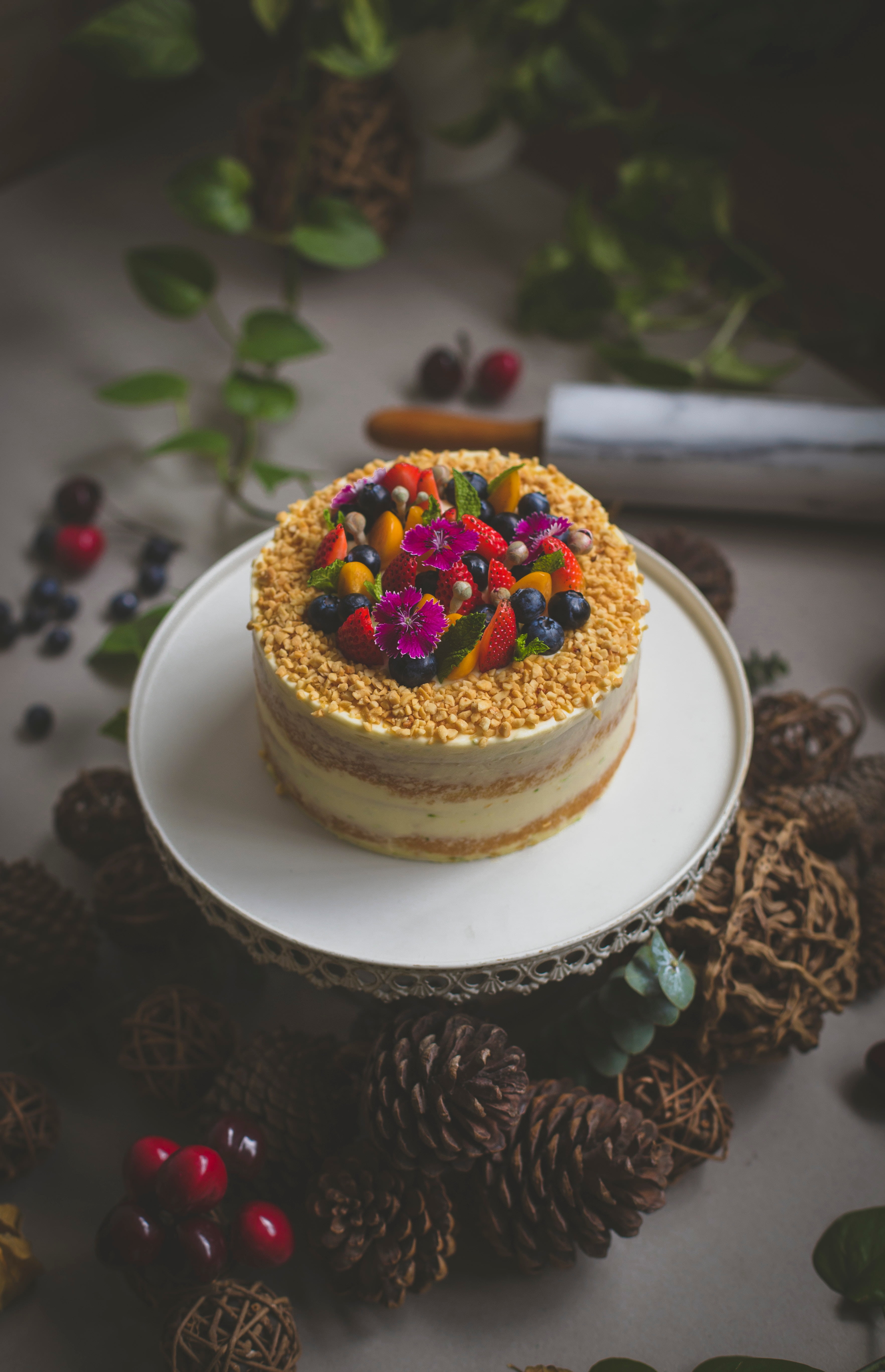 berry fruit, freshness, food, vanilla, berries, focus on foreground, breakfast, celebration, healthy eating, sweet food, cake, sweet, indulgence, dessert, Phone HD Wallpaper