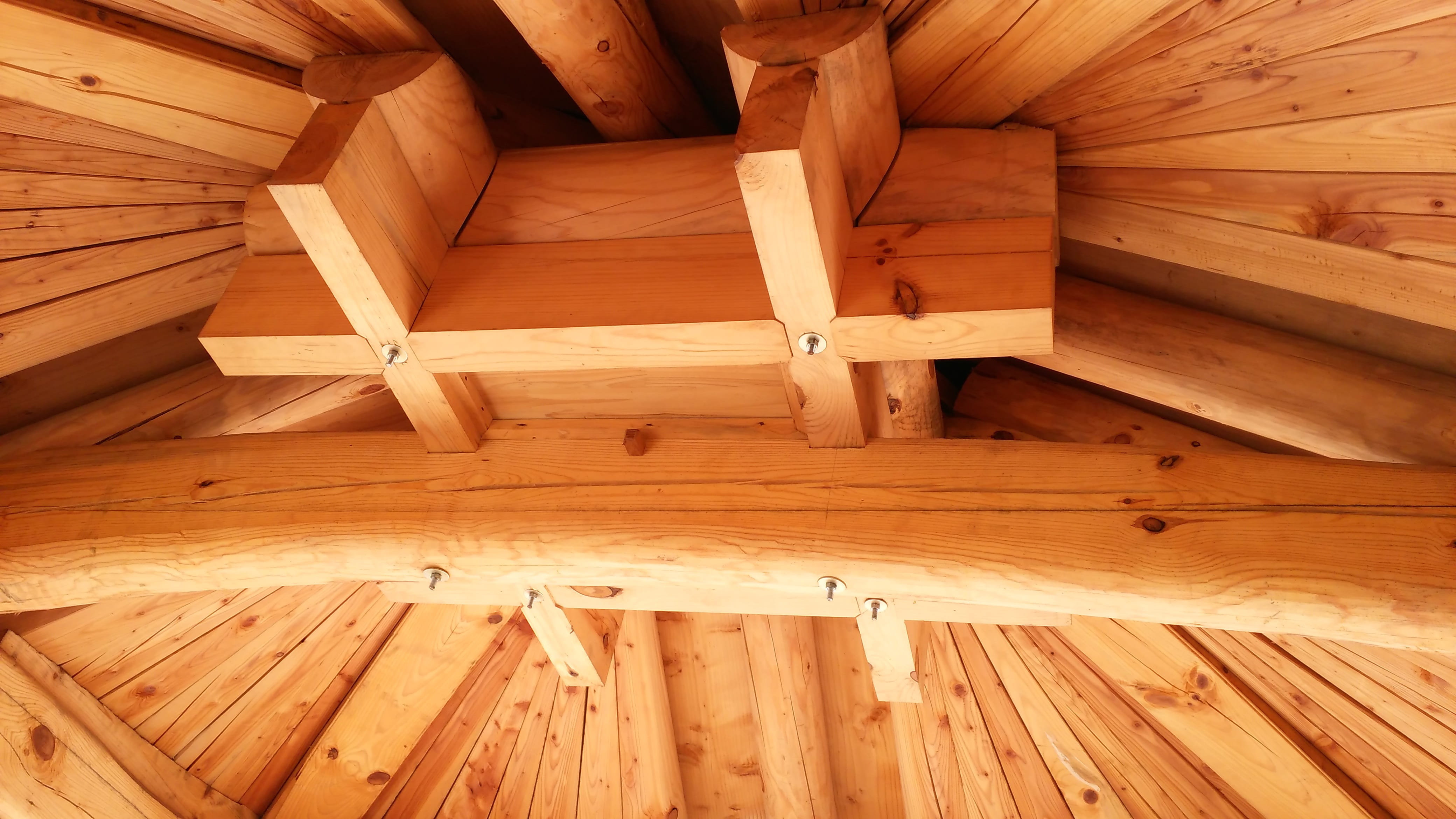 Glyph, directly below, built structure, wood - material, construction, History, building, flooring, indoors, house, brown, Classic, ceiling, roof beam, HD Wallpaper