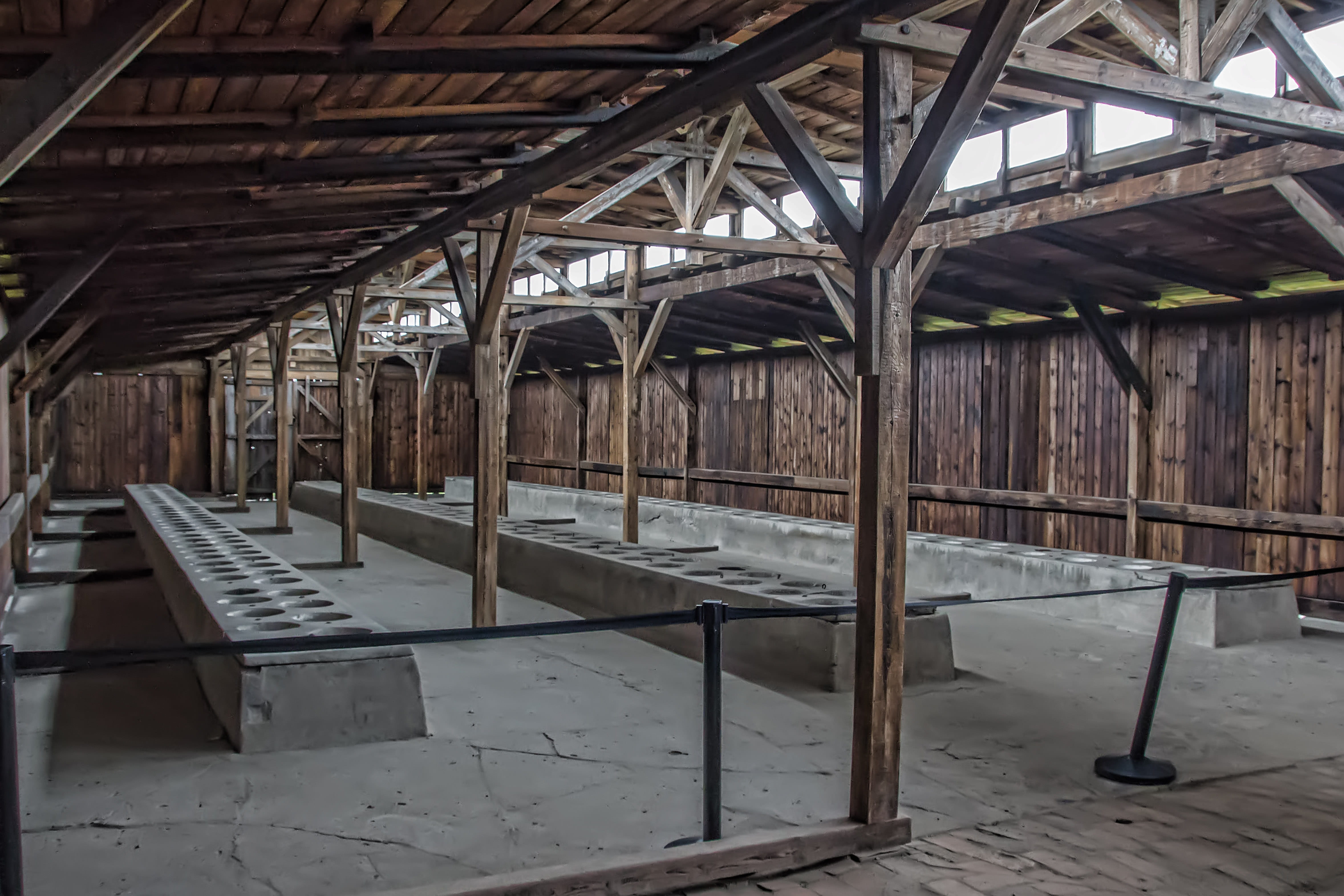 brezinka, built structure, the jews, architecture, roof beam, no people, obsolete, empty, indoors, in a row, 4K, museum, auschwitz, the holocaust, ceiling, HD Wallpaper