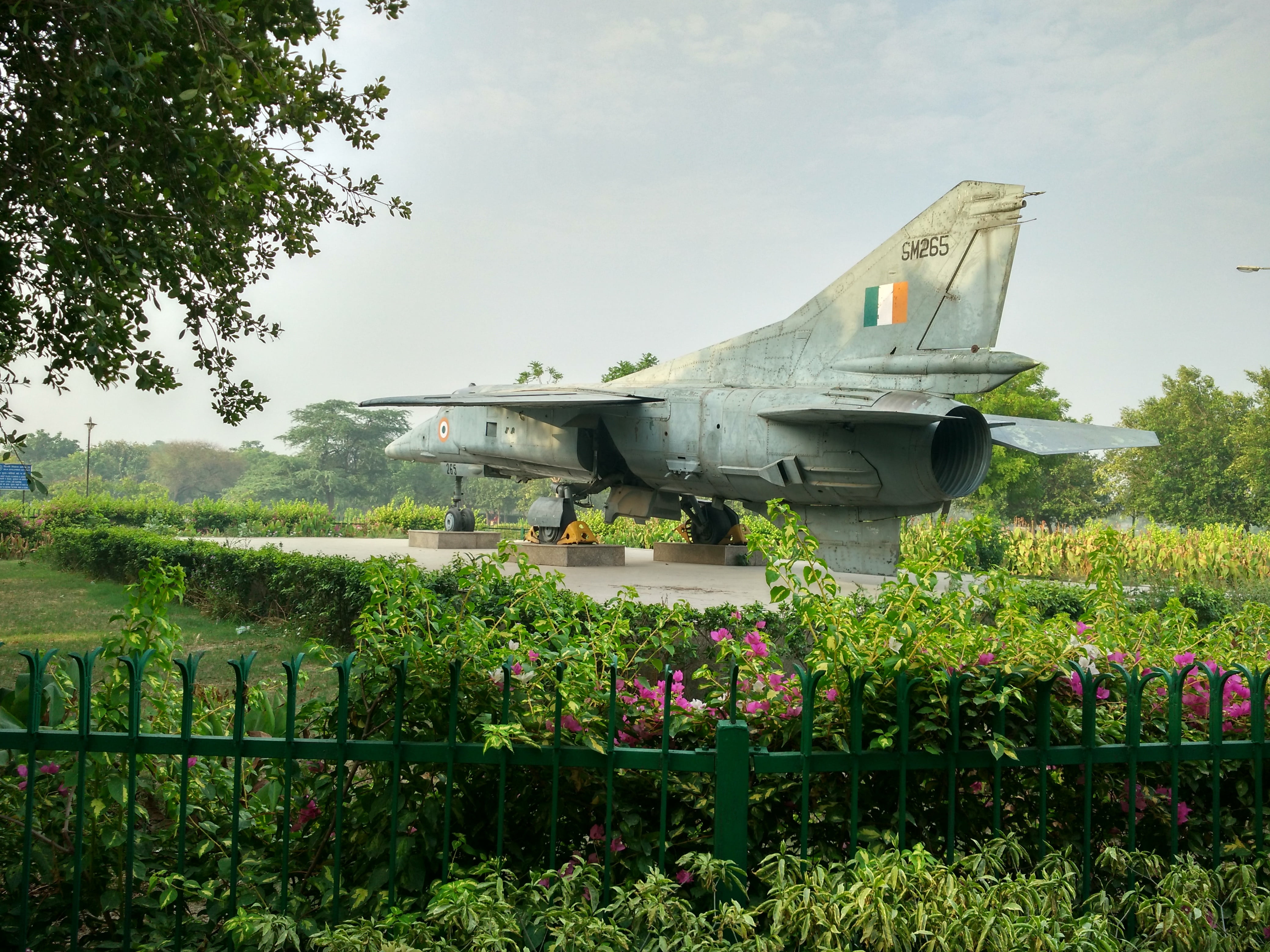 war, green color, armed Forces, army, 4K, plant, freshness, weapon, air Vehicle, air Force, growth, flower, no people, nature, military, transportation, HD Wallpaper