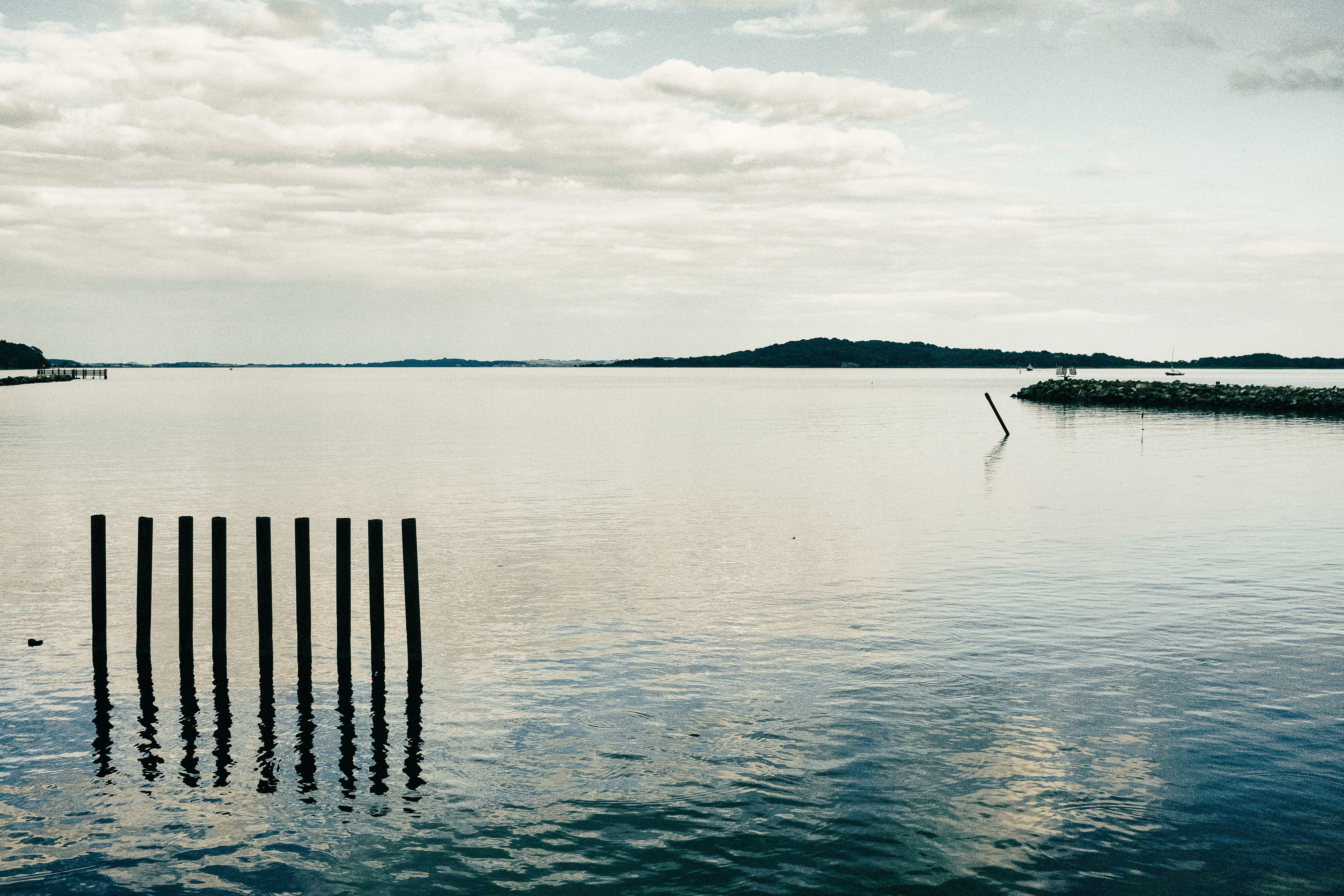 baltic, waterfront, day, pier, nordic, park, island, white, architecture, nature, national, summer, tourism, resort, village, tranquility, ruin, accommodation, HD Wallpaper