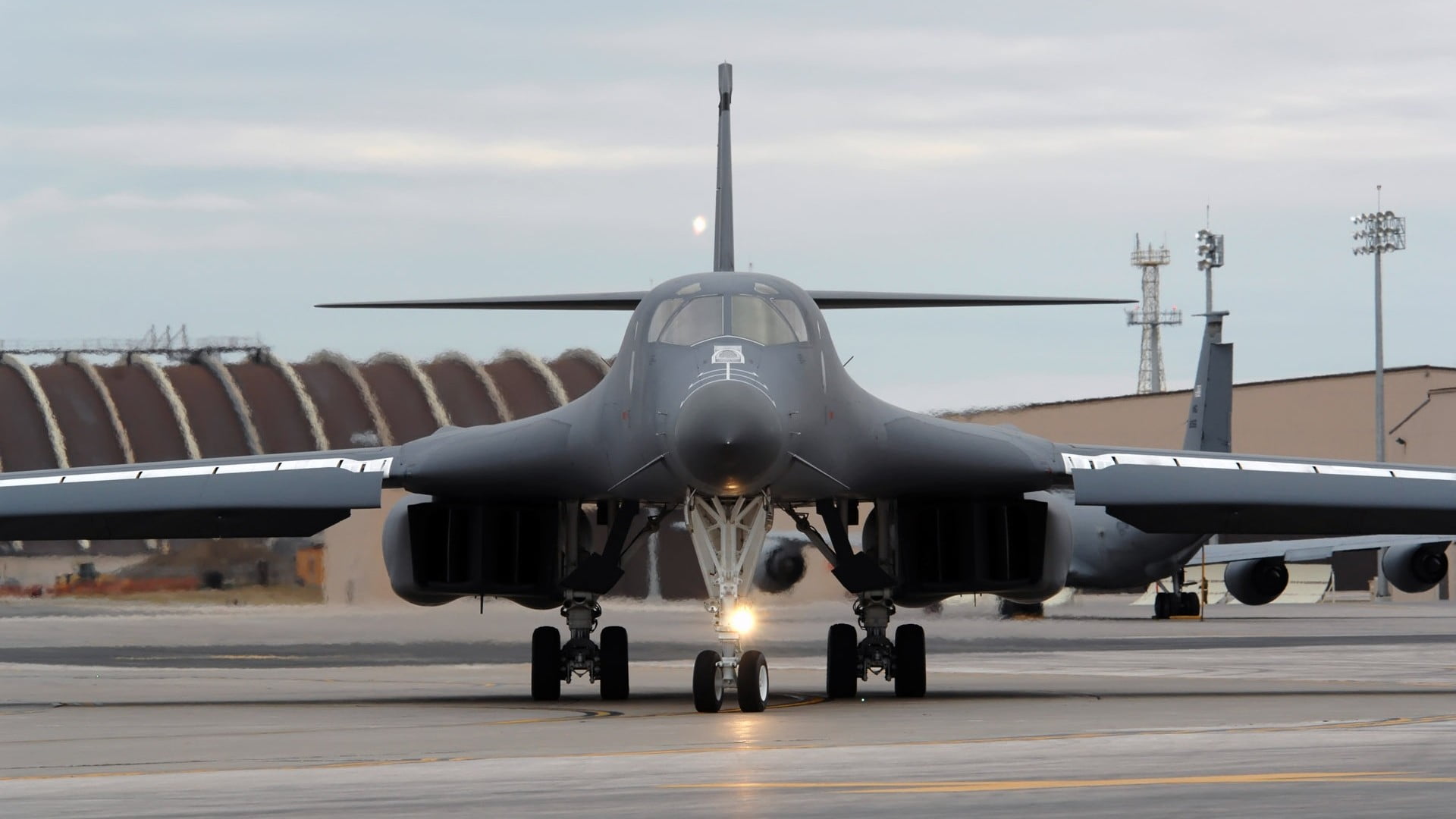 air vehicle, military, plane, jets, nature, gray, outdoors, cloud - sky, airplane, aerospace industry, army, sky, airport runway, mode of transportation, HD Wallpaper