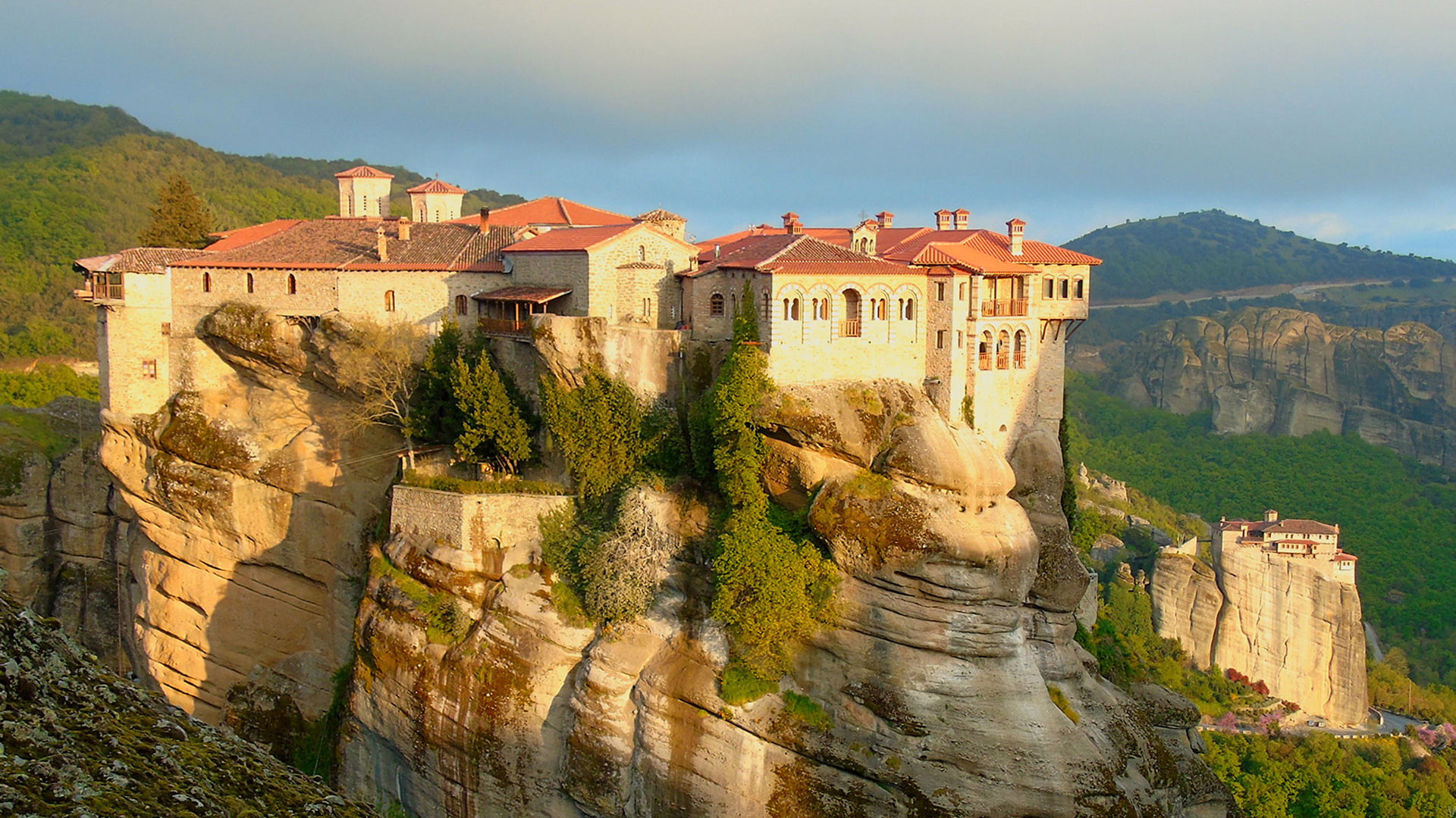 town, near, kalambaka, desktop, monastery, orthodox, trinity, central, 1080P, greece, meteora, holy, HD Wallpaper