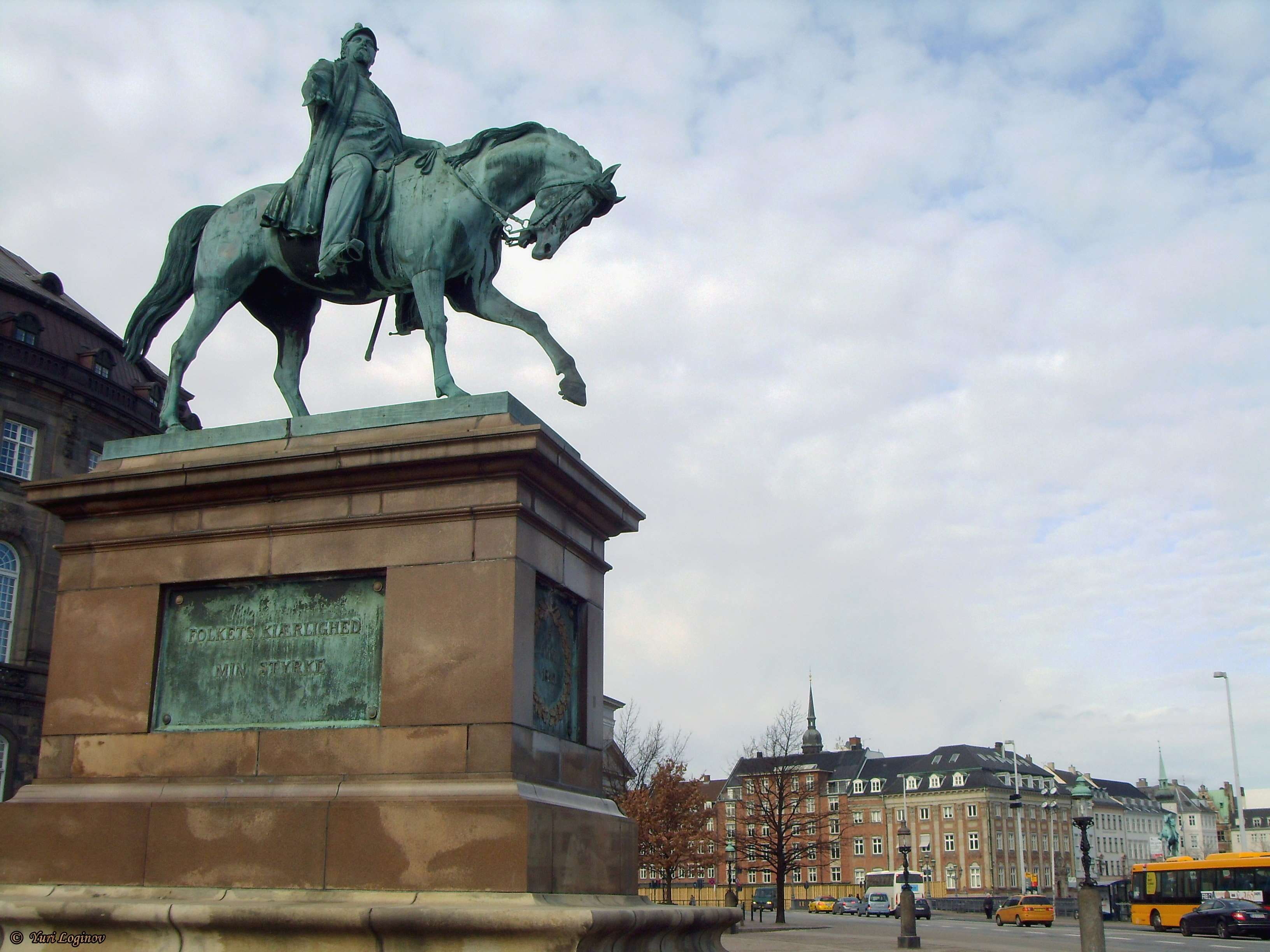 copenhagen, creativity, nature, domestic animals, no people, mammal, day, denmark, representation, sculpture, low angle view, danmark, christiansborg palace, HD Wallpaper