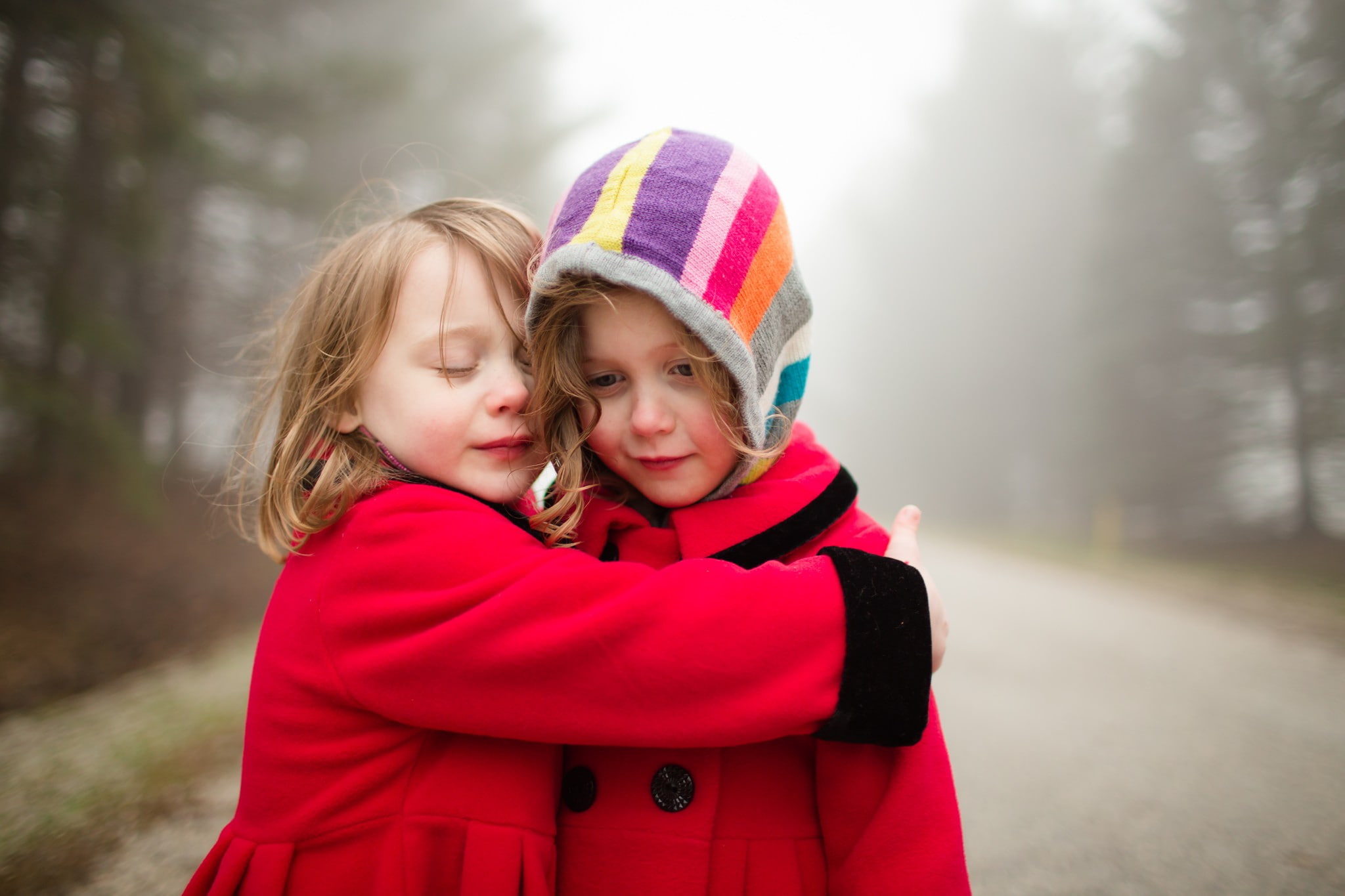 offspring, bonding, clothing, people, two people, cold temperature, females, child, childhood, positive emotion, emotion, togetherness, girls, sister, warm clothing, HD Wallpaper
