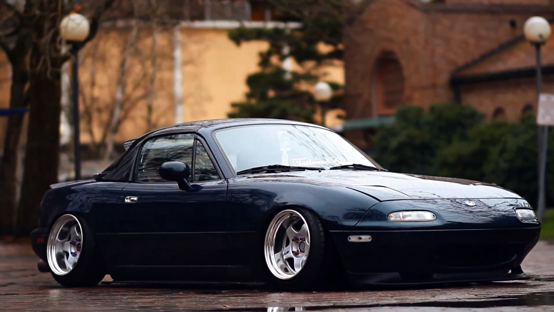 car, stationary, built structure, metal, architecture, history, miata, no people, building exterior, city, low, mode of transportation, Stance, retro styled, HD Wallpaper