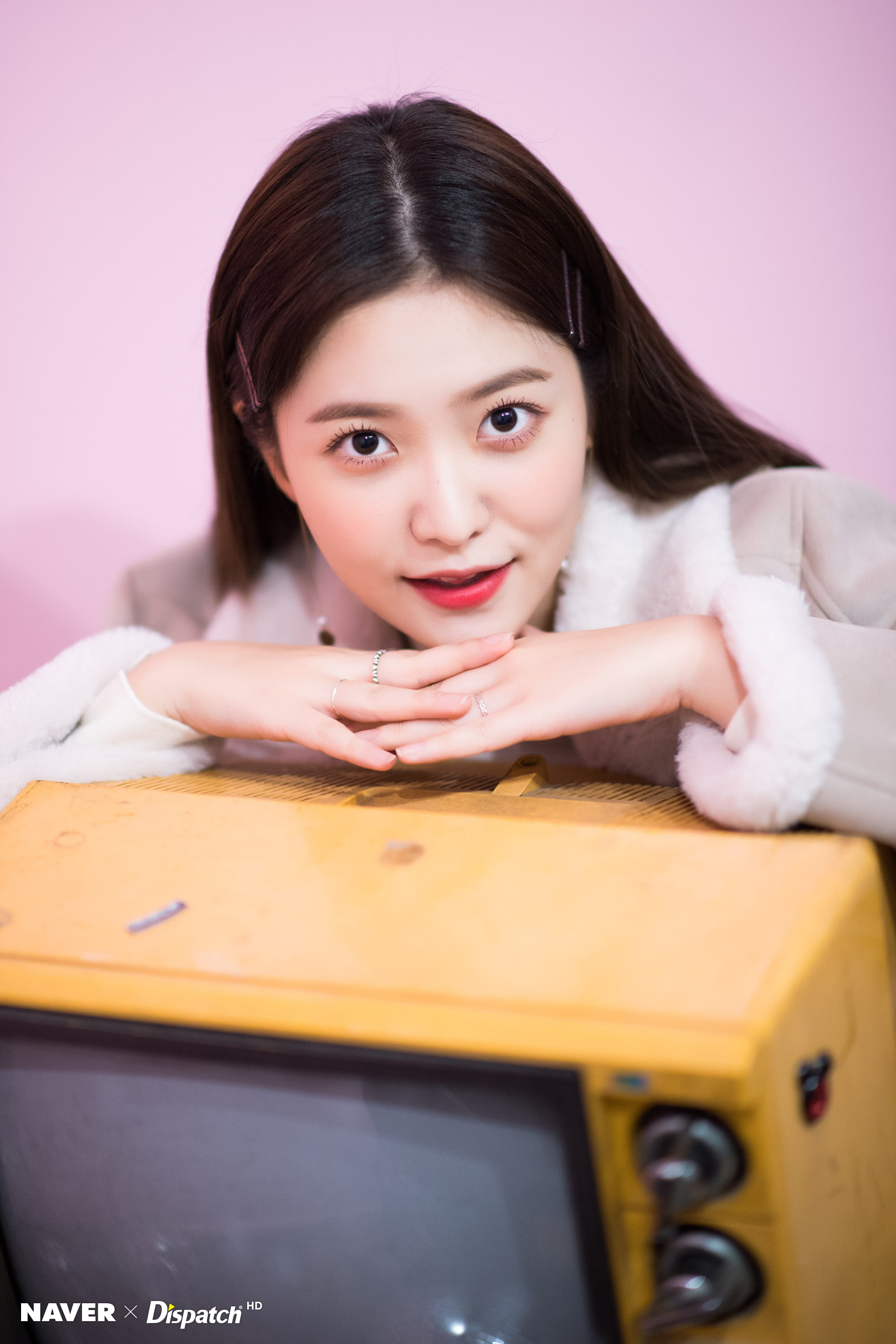 Yeri (RedVelvet), K-pop, RedVelvet, 2K, Asian, women, Phone HD Wallpaper