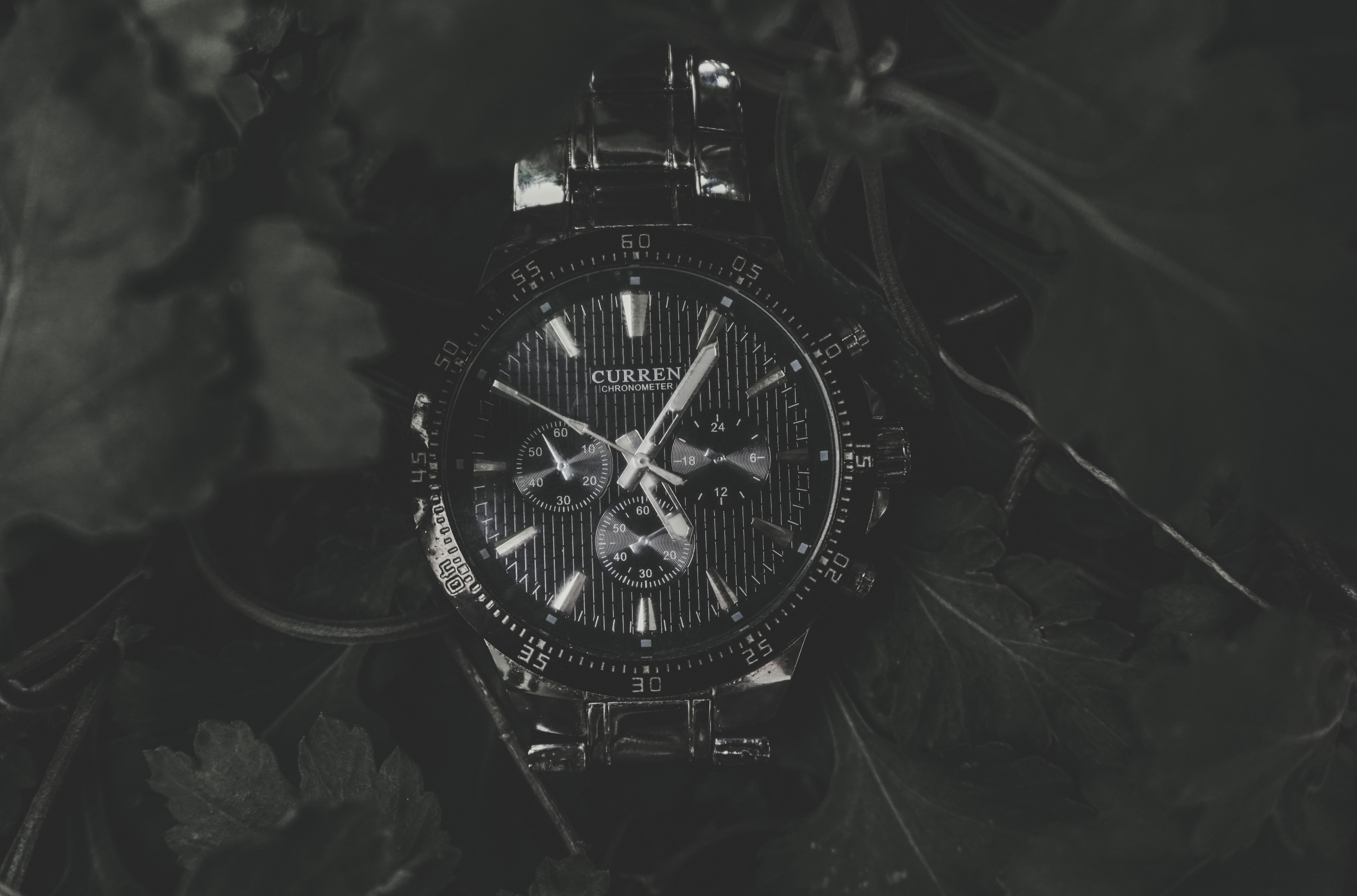 5K, black, design, technology, roman numeral, nature, current, close-up, link, number, time, vintage, metal, light, Analogue, art, outdoors, old, still life, HD Wallpaper