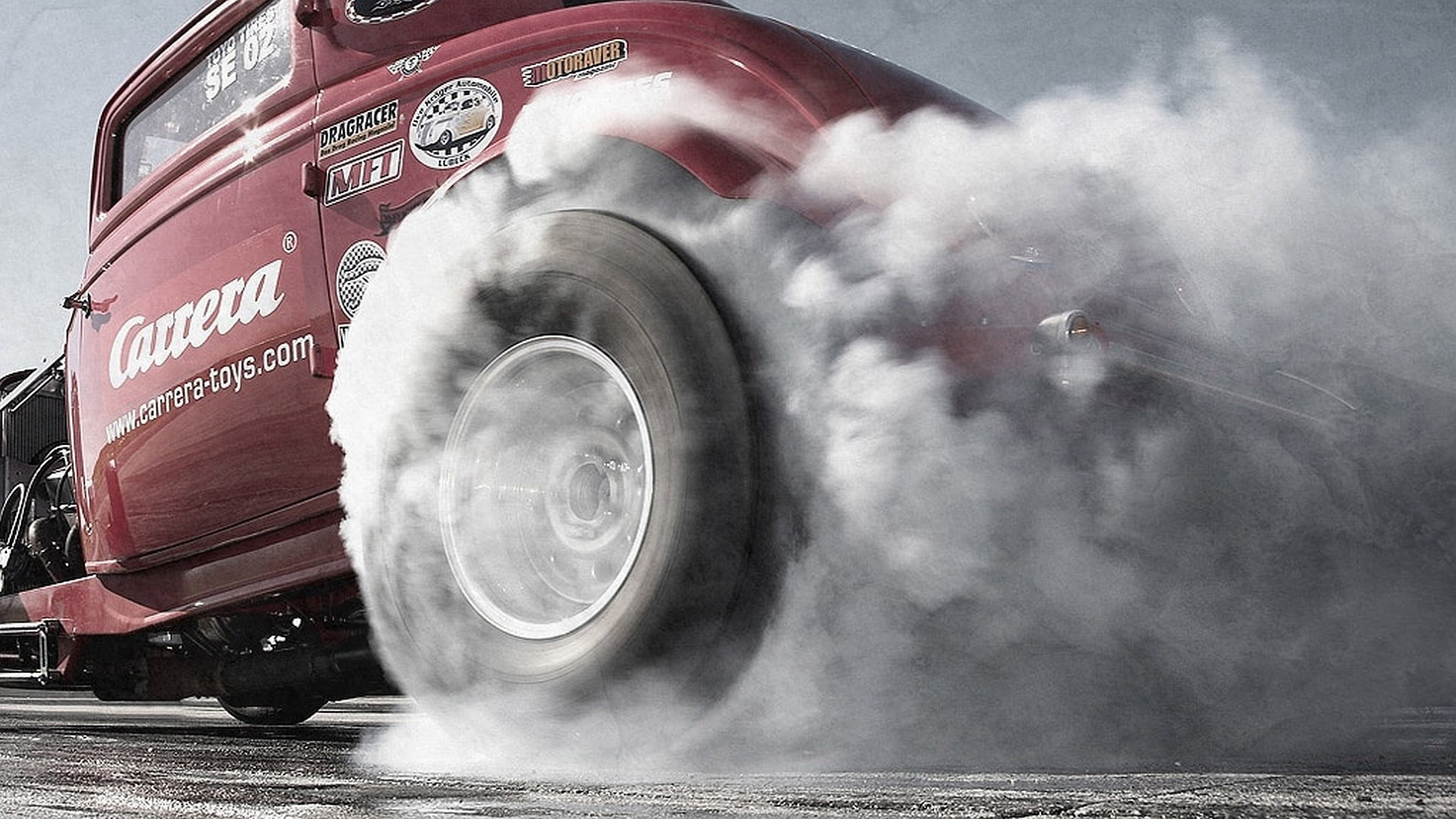 communication, tire, wheel, smoke - physical structure, black color, no people, motor vehicle, mode of transportation, 1080P, transportation, car, circle, HD Wallpaper