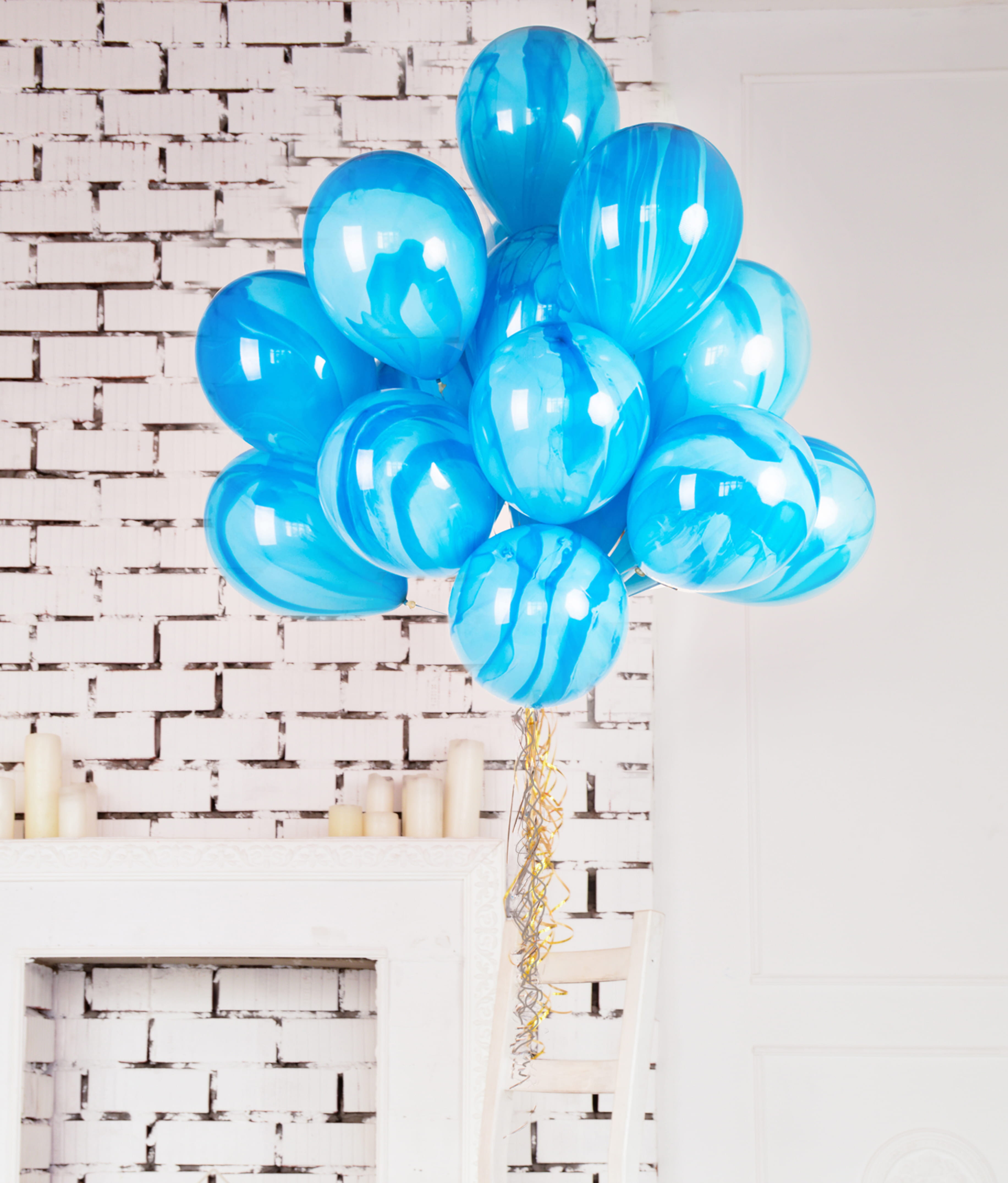 building, hanging, day, feast, home, white color, fest, helium balloon, no people, happy, candles, low angle view, balloon, built structure, 4K, event, Phone HD Wallpaper