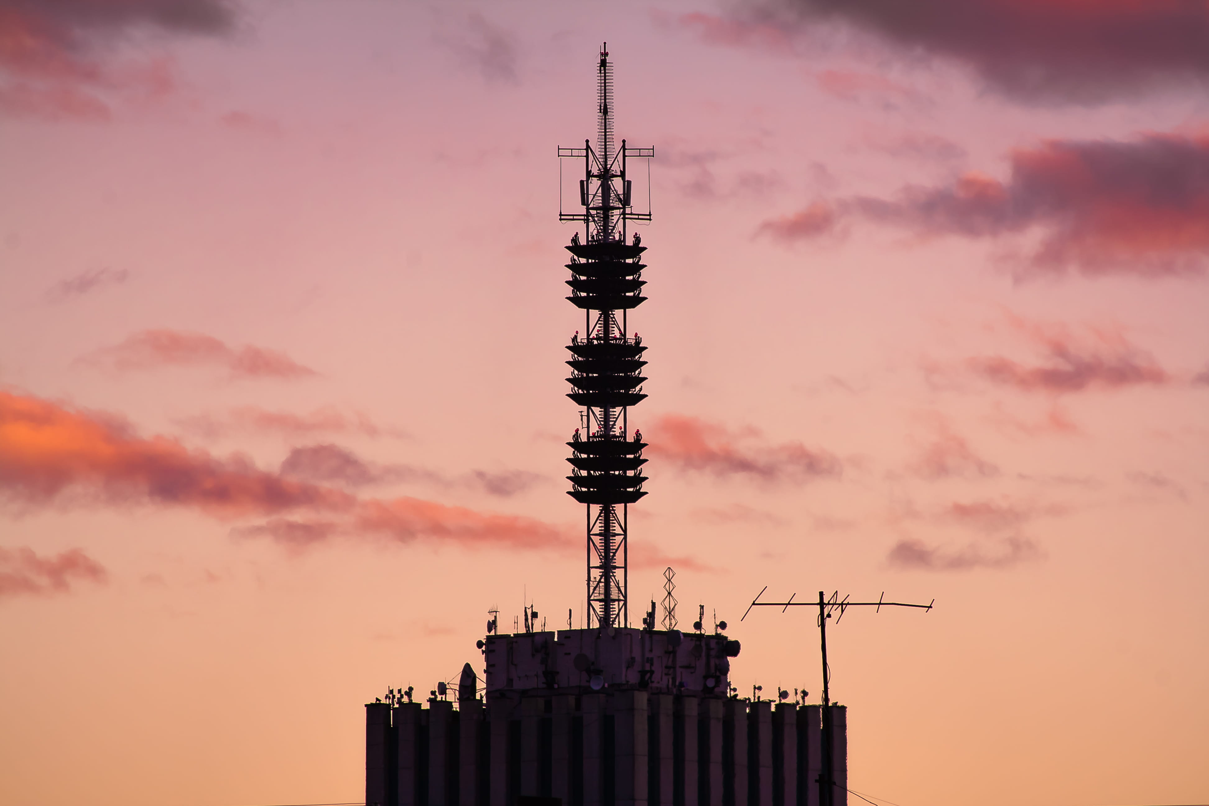 steeple, office building exterior, satellite, transmission, city, communication, sunlight, low angle view, no people, golden, scaffolding, hour, electrical device, HD Wallpaper
