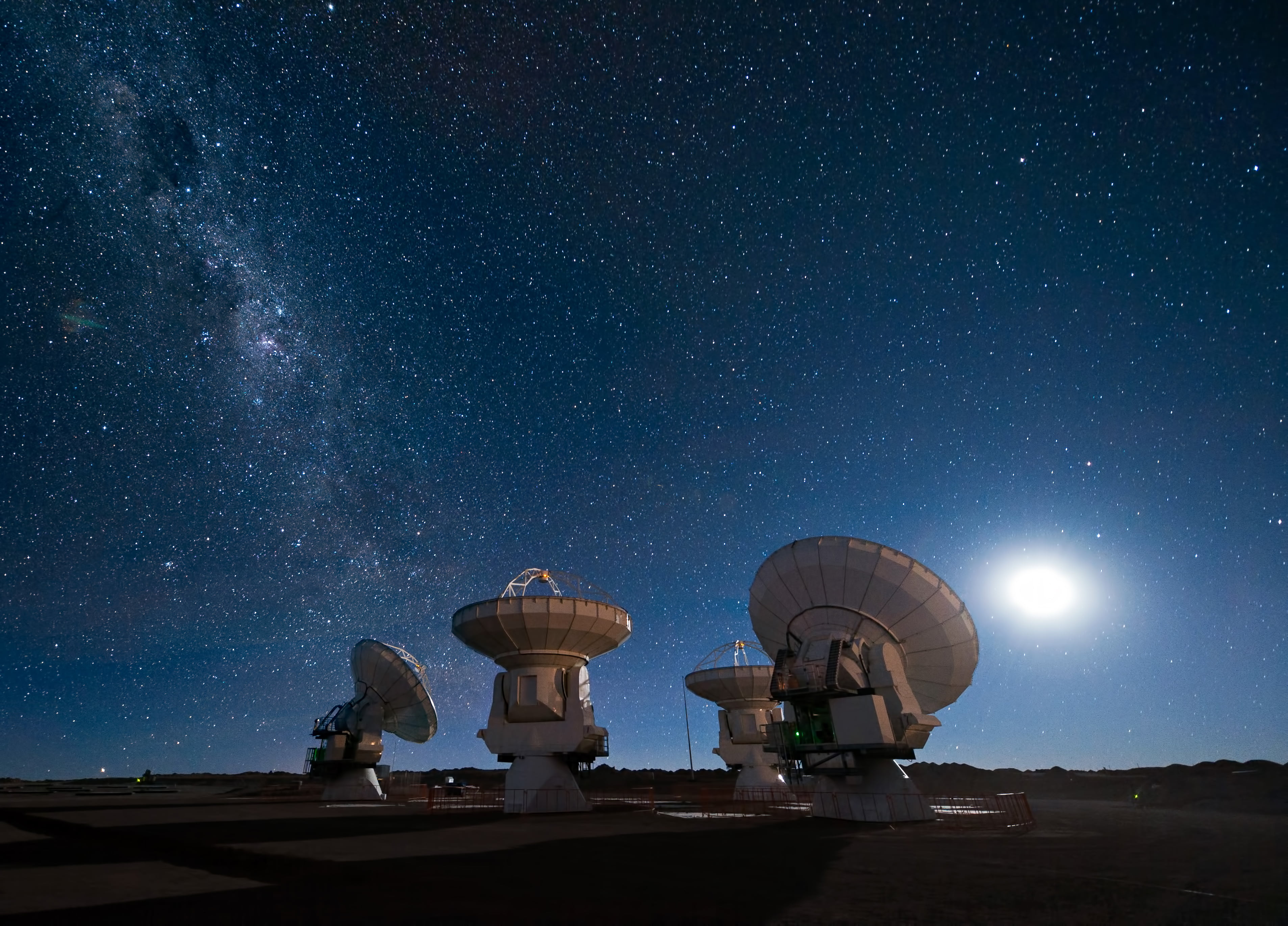 global communications, dark, night, astronomy, observatory, backgrounds, stars, constellation, astrology, space and astronomy, low angle view, nature, planet - Space, HD Wallpaper
