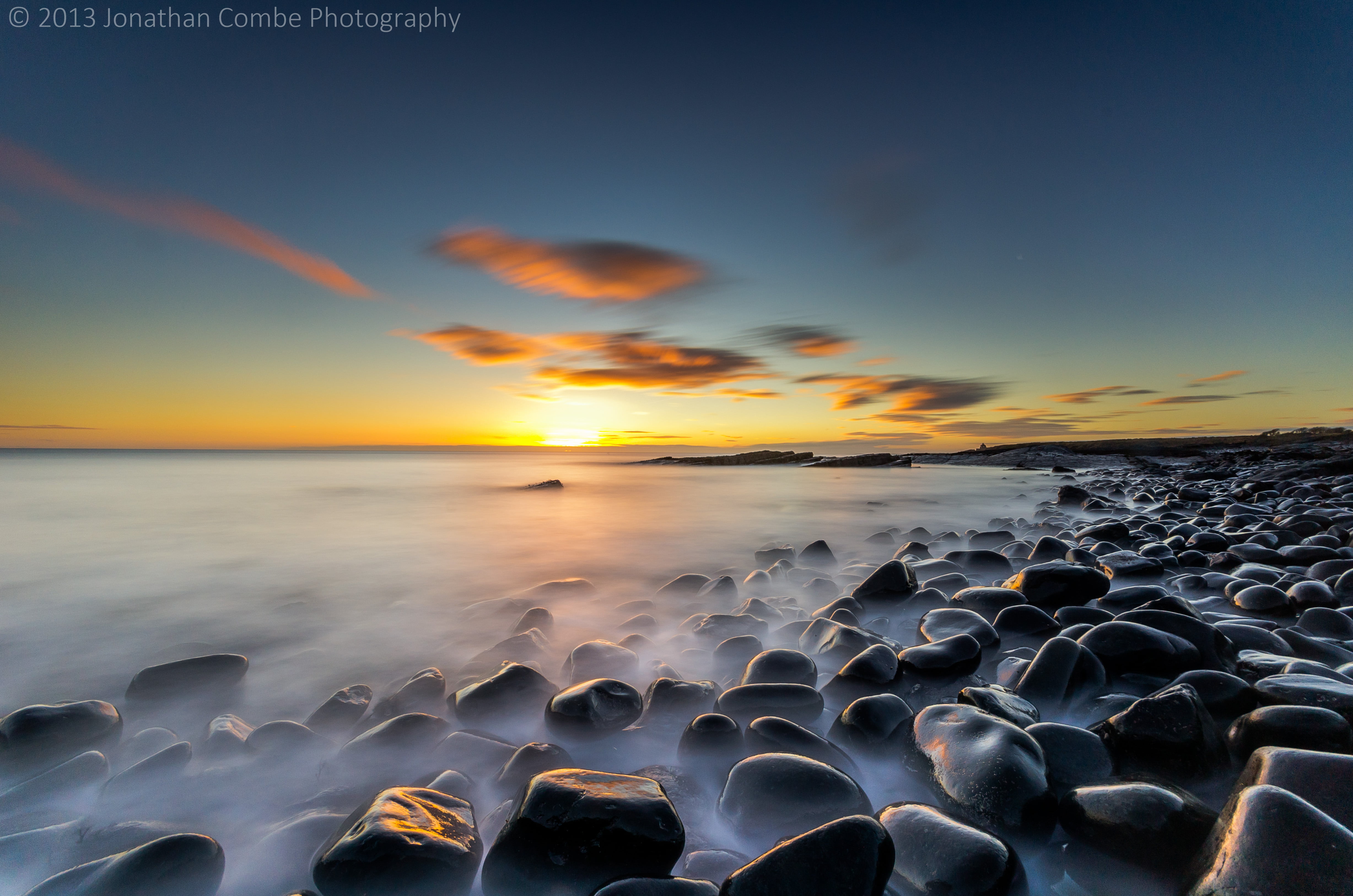 seashore, fog, rock formation, 4K, Den, sunset, covered, Northumberland, Swine, rock, sea, formation, Nikon-D7000, sunrise, sunset  beach, HD Wallpaper