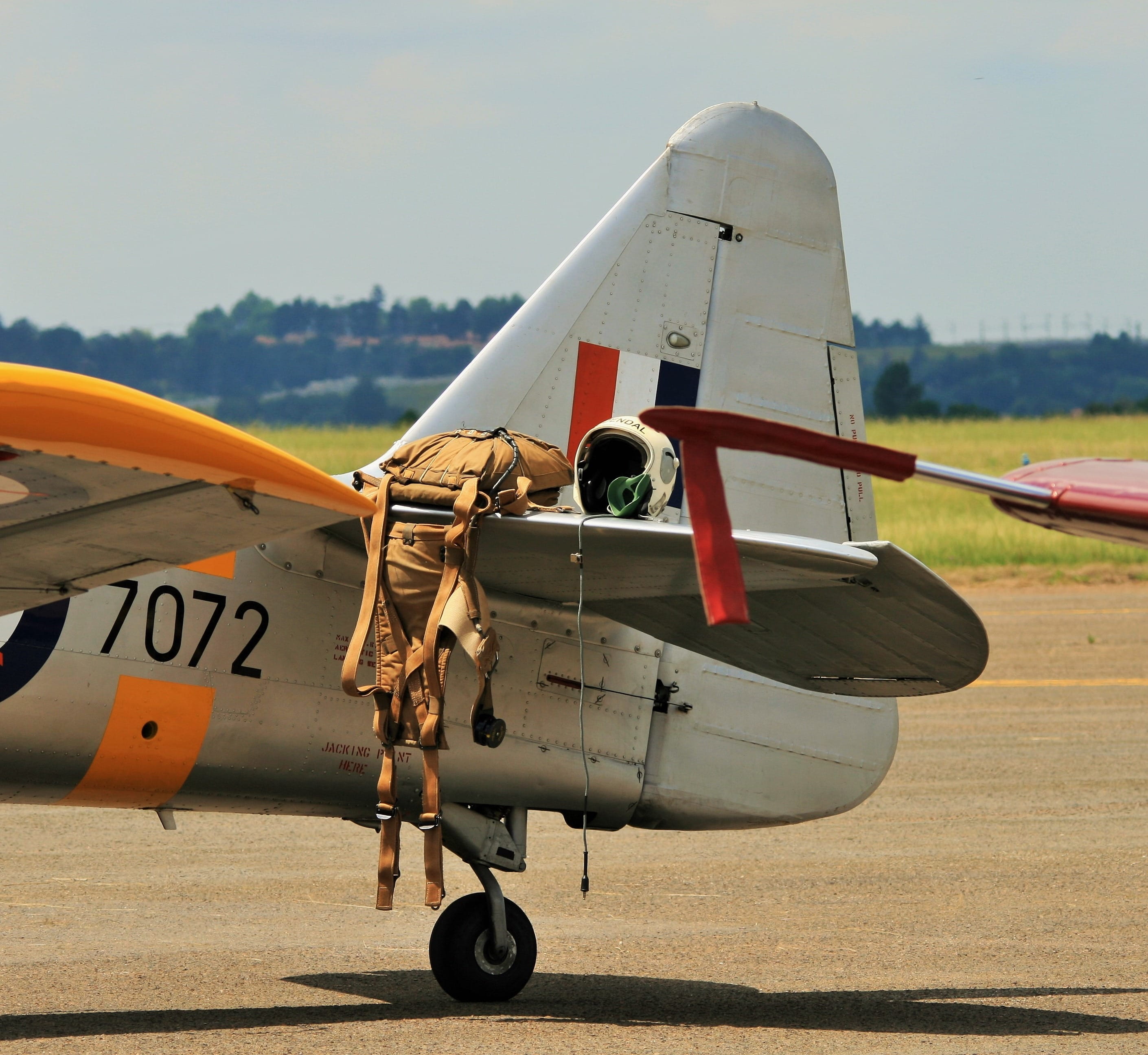 airplane, runway, 2K, transportation, at-6, no people, Wing, parachute, Aircraft, mode of transportation, propeller, nature, travel, military, outdoors, HD Wallpaper