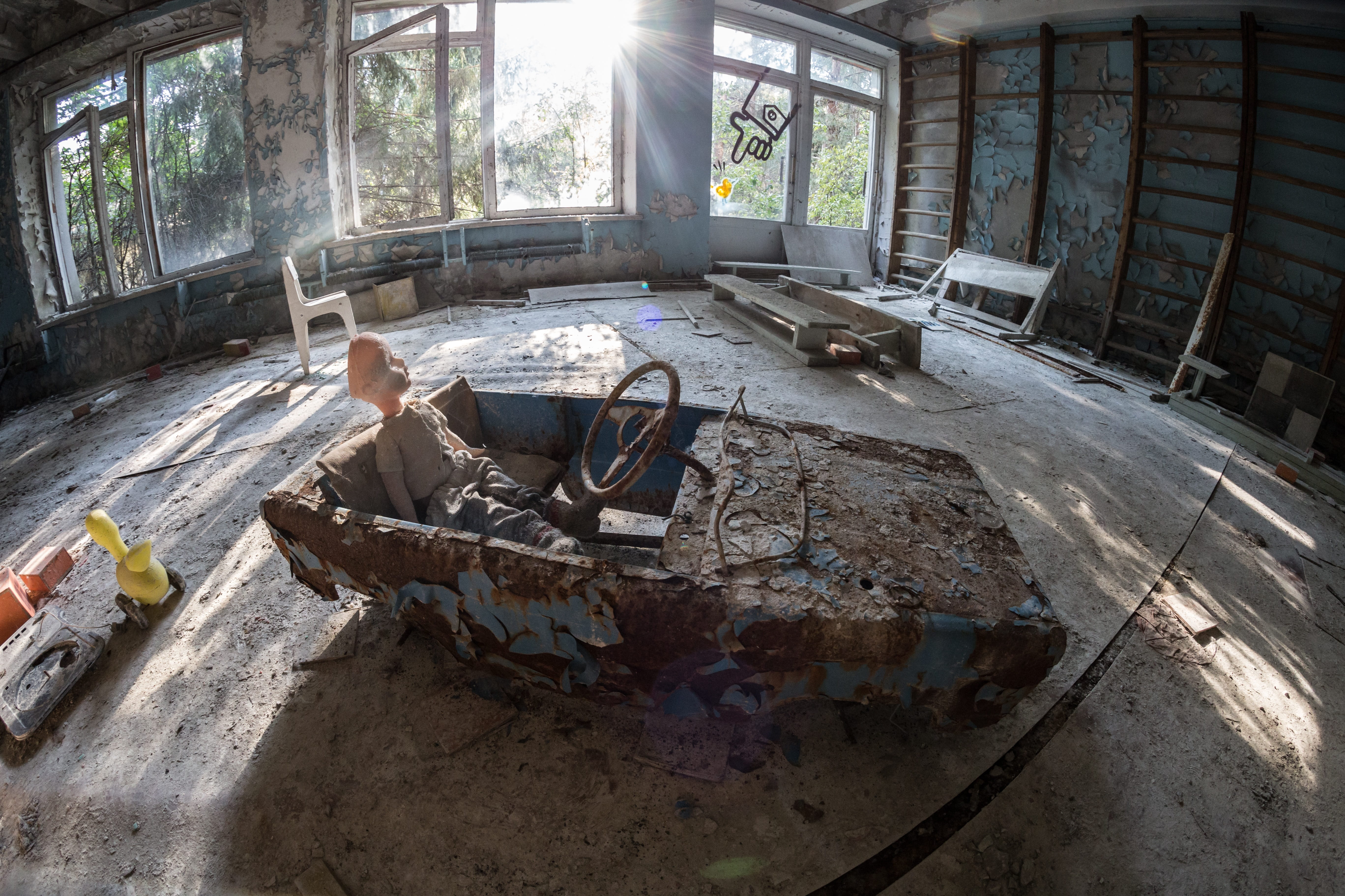 slav, chernobyl zone, messy, decline, indoors, russian gasmask, no people, russia, russianmemes, old, ussr, 5K, cheekibreeki, window, nature, pripyat, HD Wallpaper