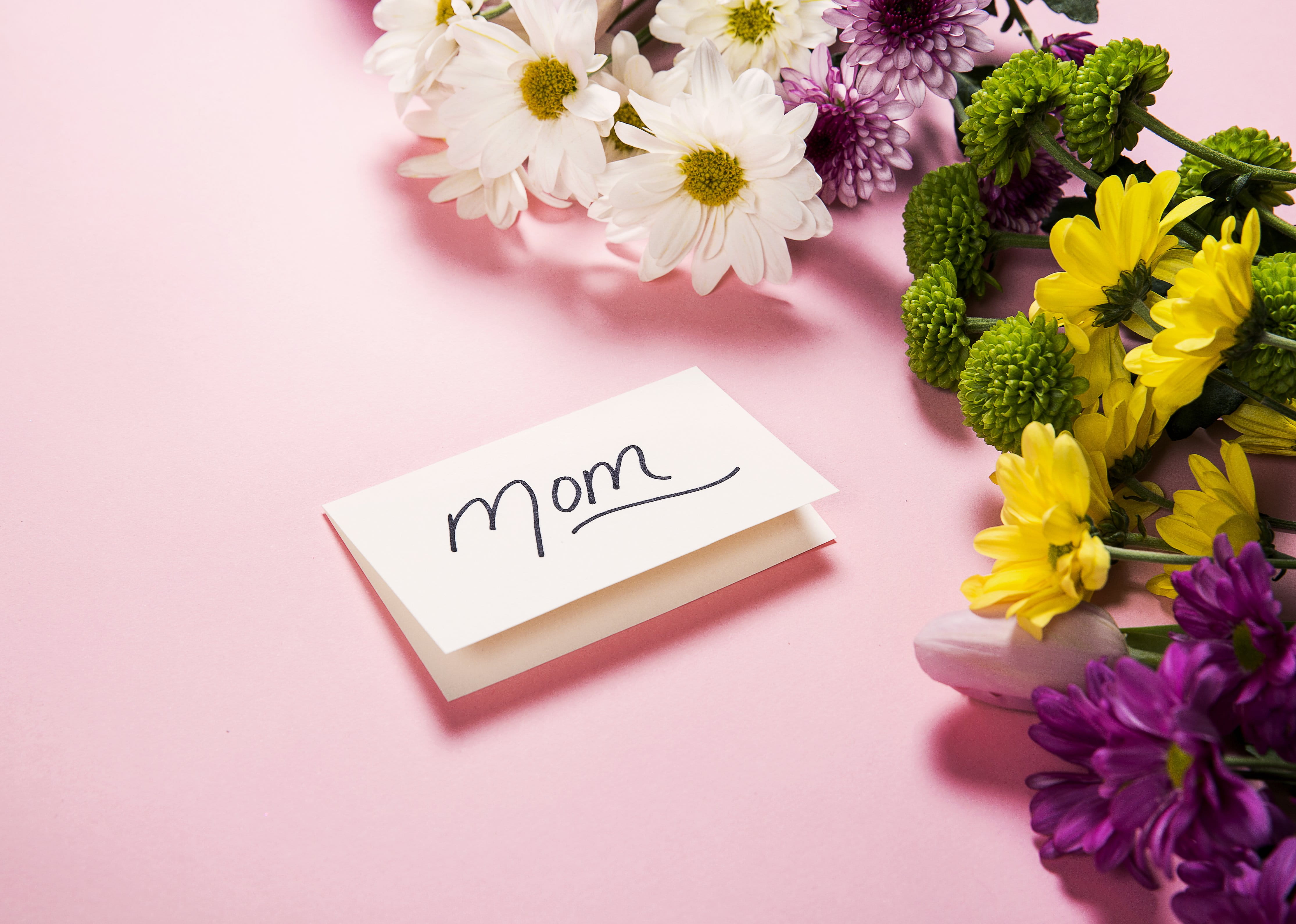 message, flower arrangement, mothers day, communication, freshness, Mom, flower, 4K, note - message, emotion, Flowers, bunch of flowers, nature, Mothers Day, HD Wallpaper