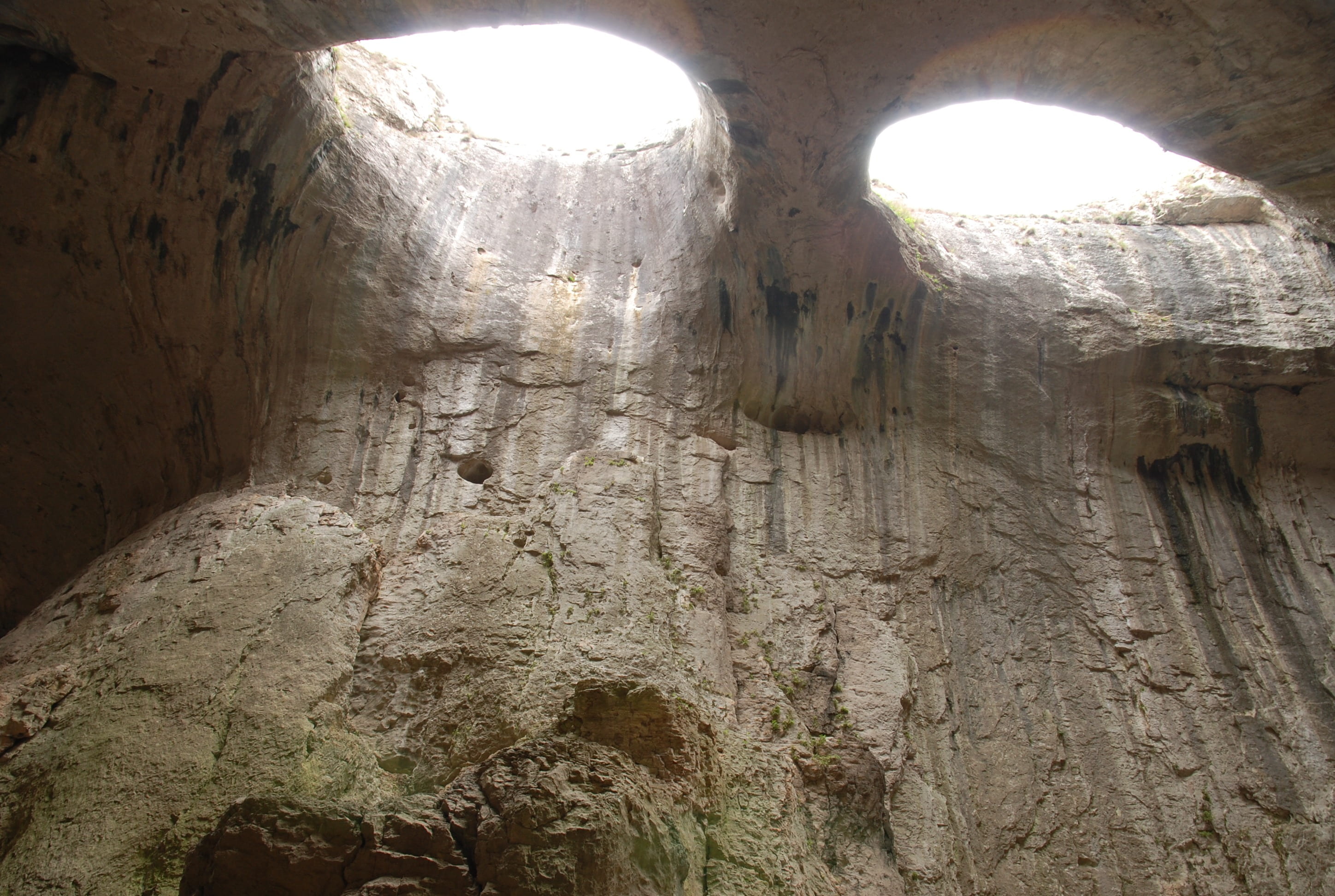 ancient, arch, sunlight, photo, old, exploration, solid, subterranean, angle, wall, enviroment, nature, architecture, low, cave, ruined, formation, built structure, HD Wallpaper