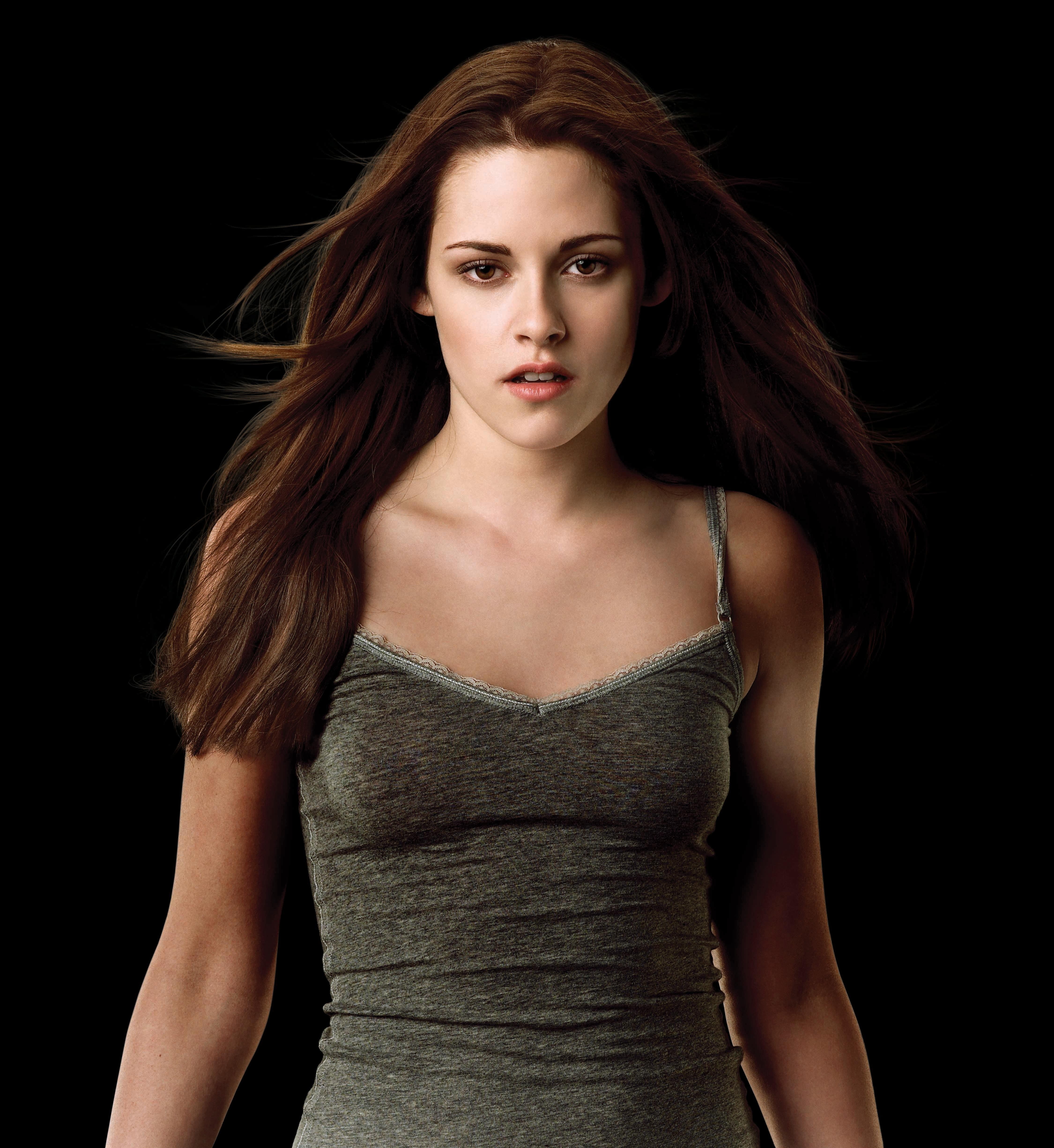 cut out, young adult, front view, hairstyle, women, celebrity, black background, hair, beautiful people, one person, indoors, portrait, adult, human hair, Phone HD Wallpaper