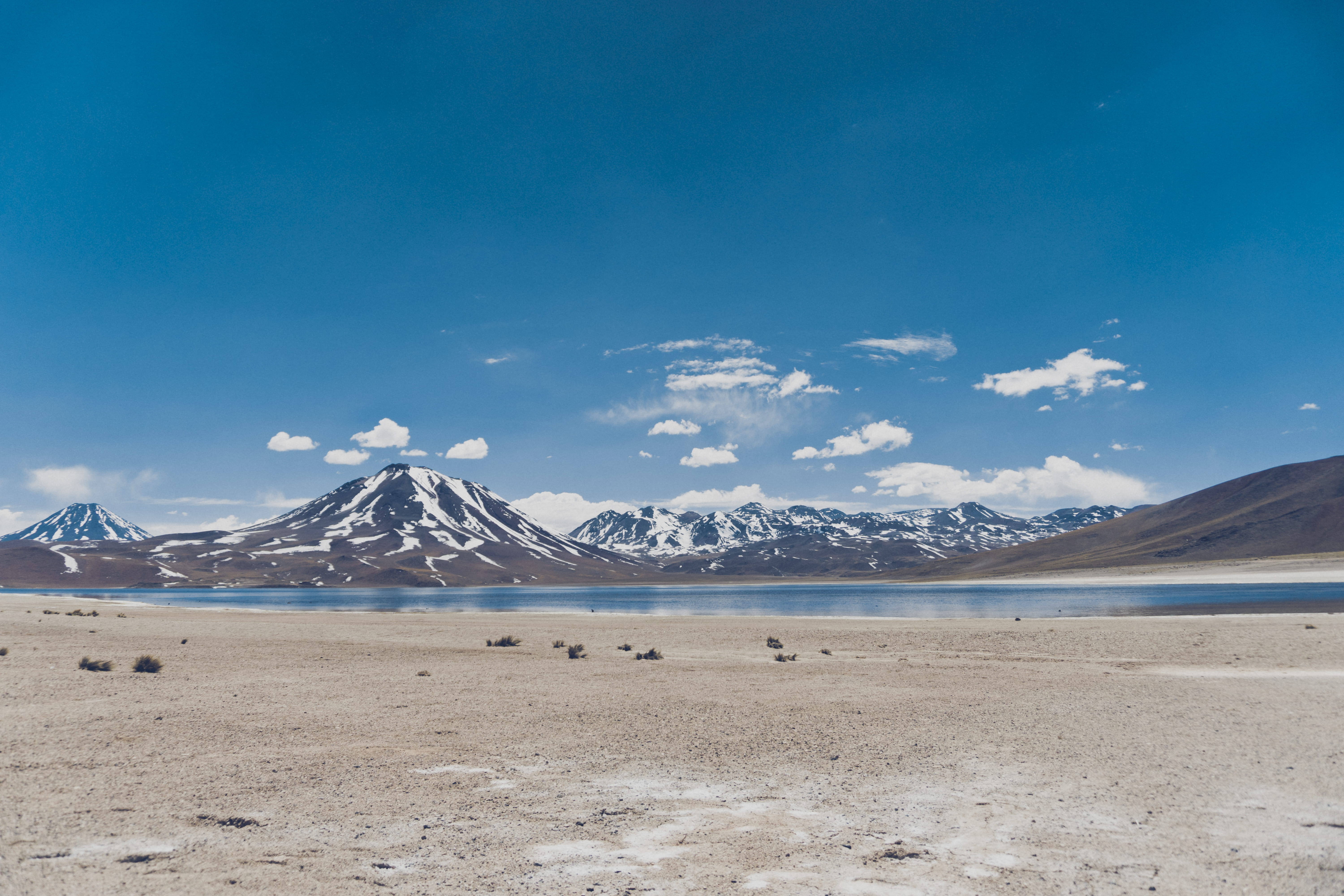 uyuni, lagoon, tranquility, mountains, scenics - nature, daytime, non-urban scene, mountain peak, no people, covered, bolivia, peak, taking, near, tranquil scene, HD Wallpaper