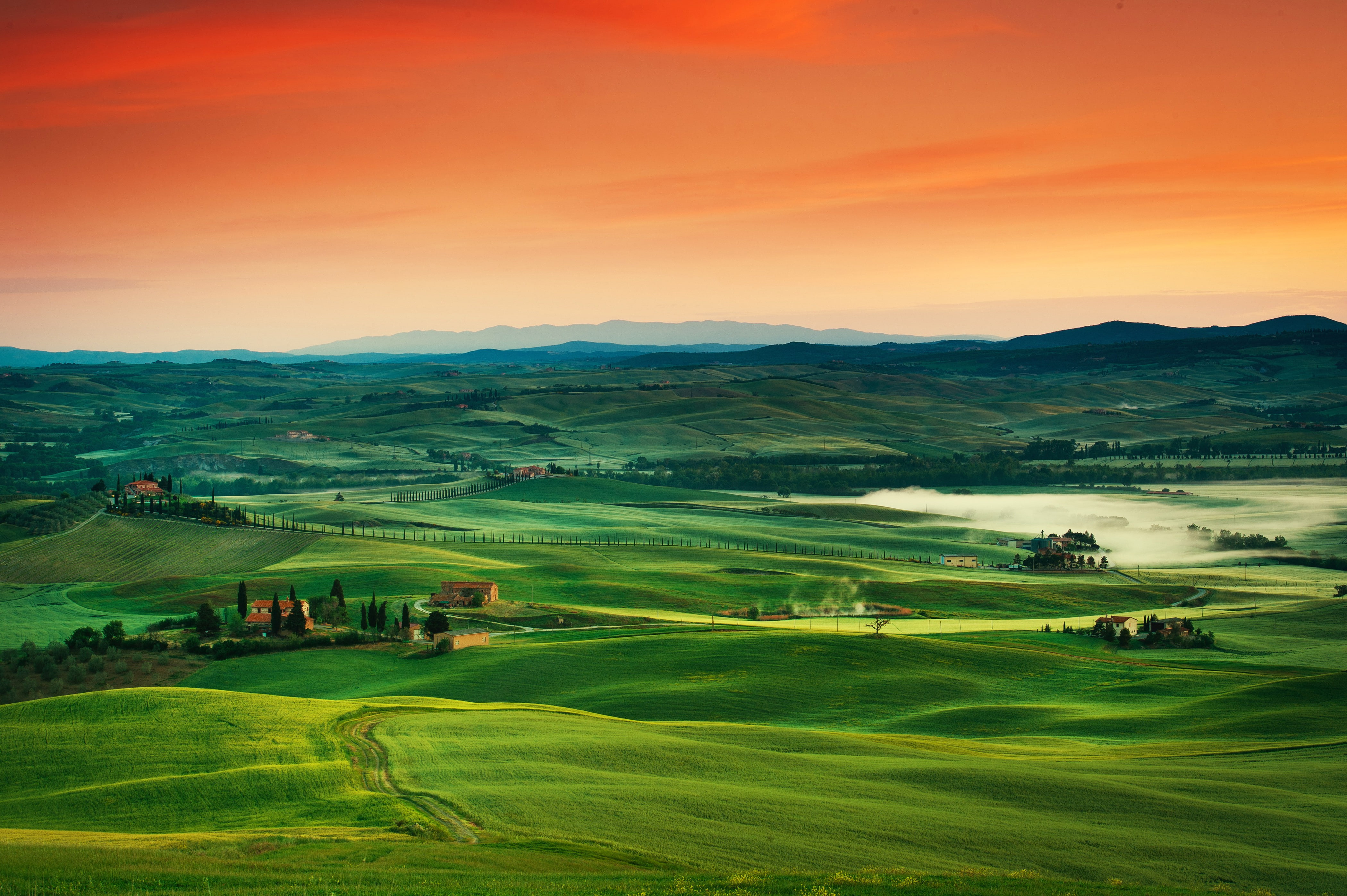 Sunset, fields, roads, mountains, 4K, horizon, hills, Italy, sky, houses, Tuscany, HD Wallpaper