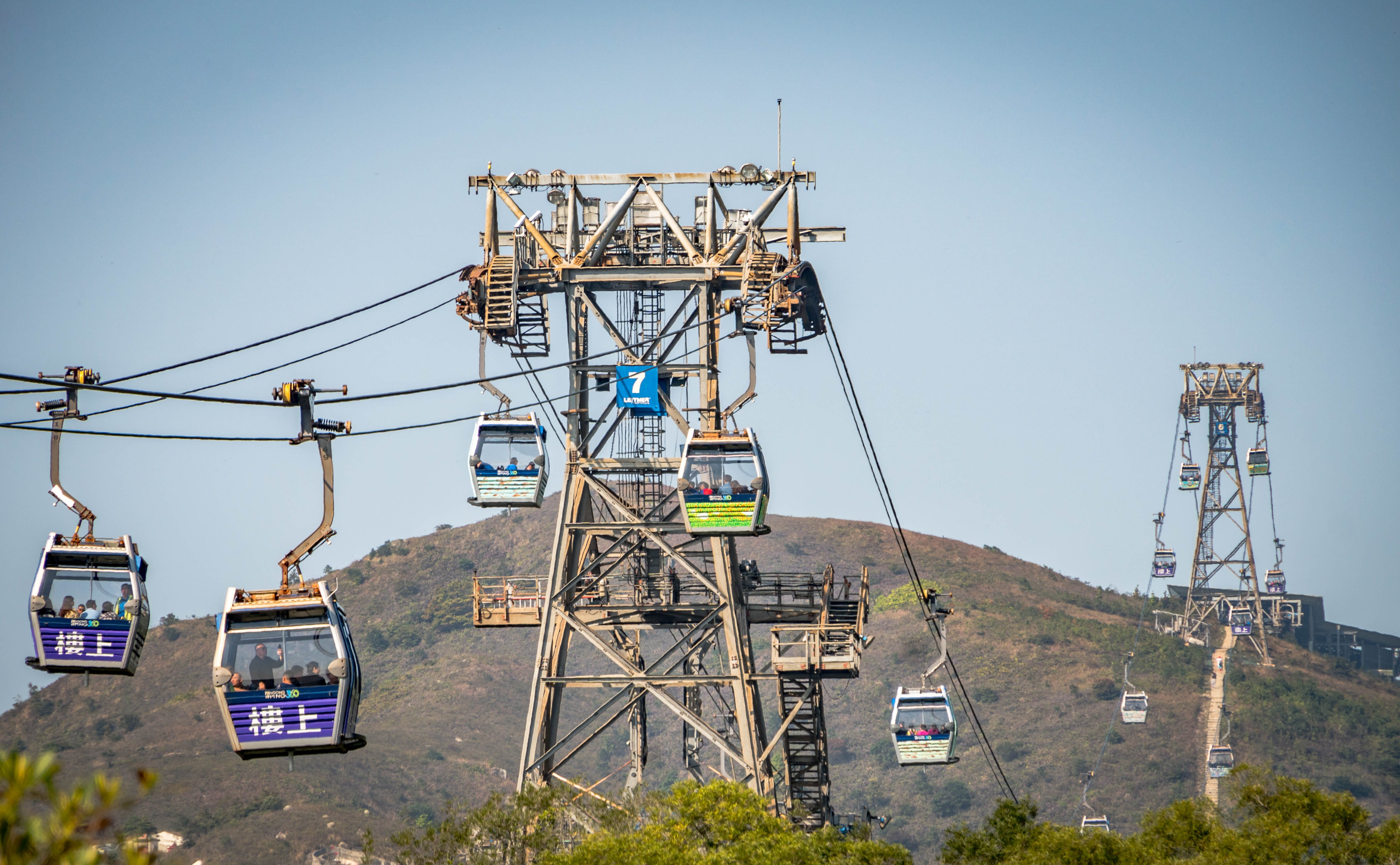 no people, sky, blue, transportation, gondola, equipment, sunny, transport system, built structure, travel, steel, rope, high, nature, cable, technology, HD Wallpaper