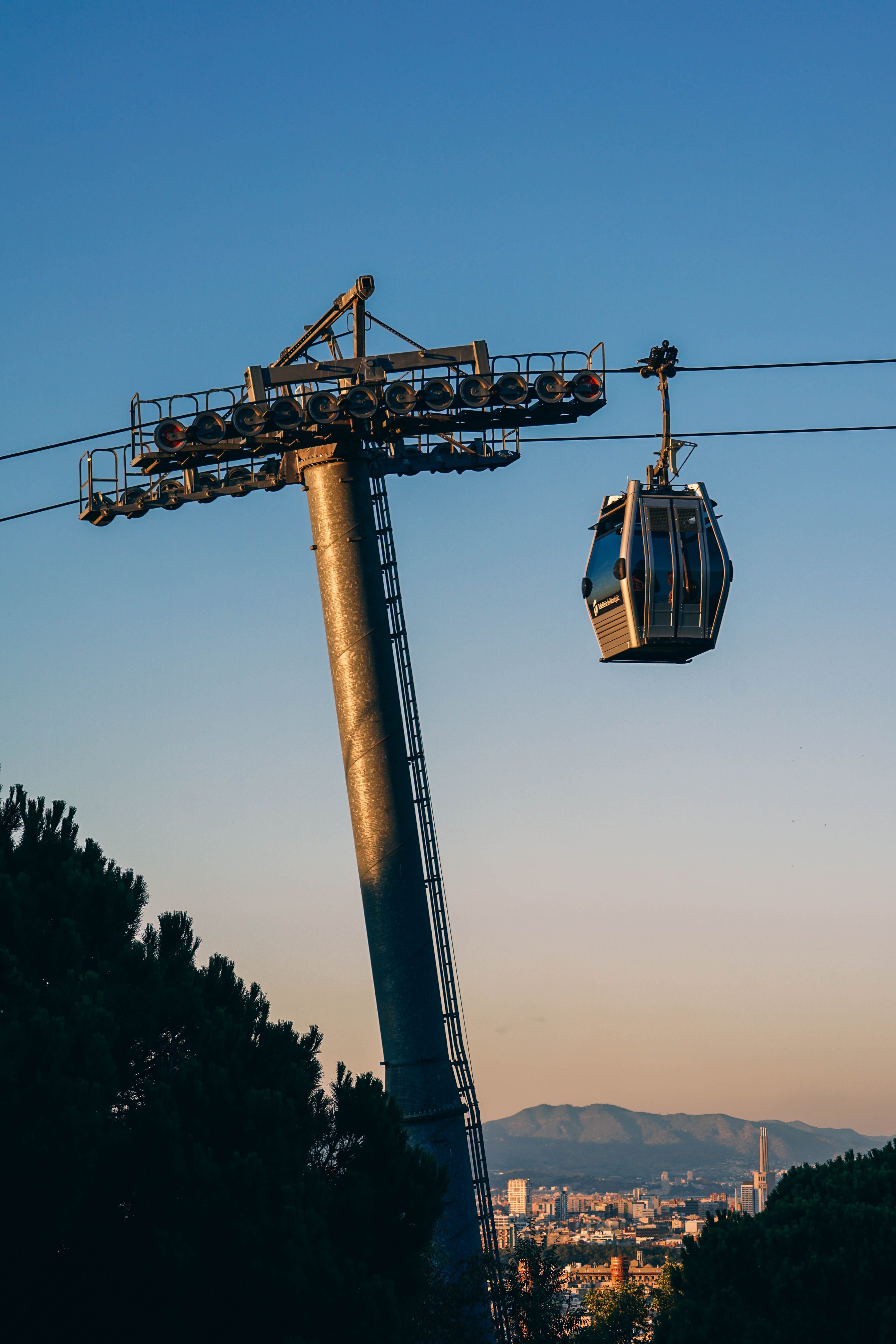 tree, construction industry, sunshine, sky, mountains, outdoor, plant, crane - construction machinery, aerial, development, town, low angle view, cable car, Phone HD Wallpaper