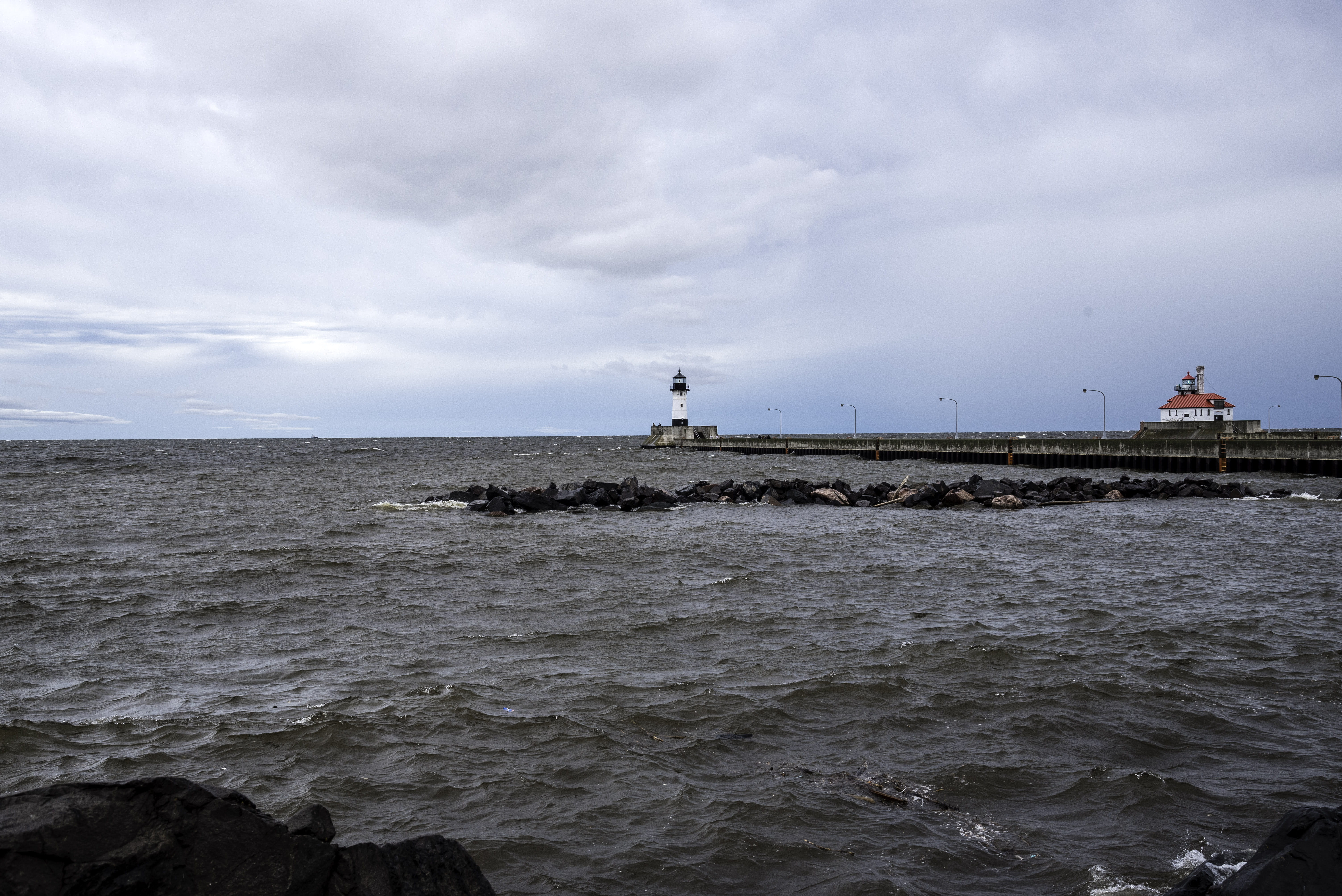 building exterior, sky, photo, groyne, horizon over water, water, rocky waters, horizon, coastline, superior, great lakes, outdoors, building, no people, HD Wallpaper